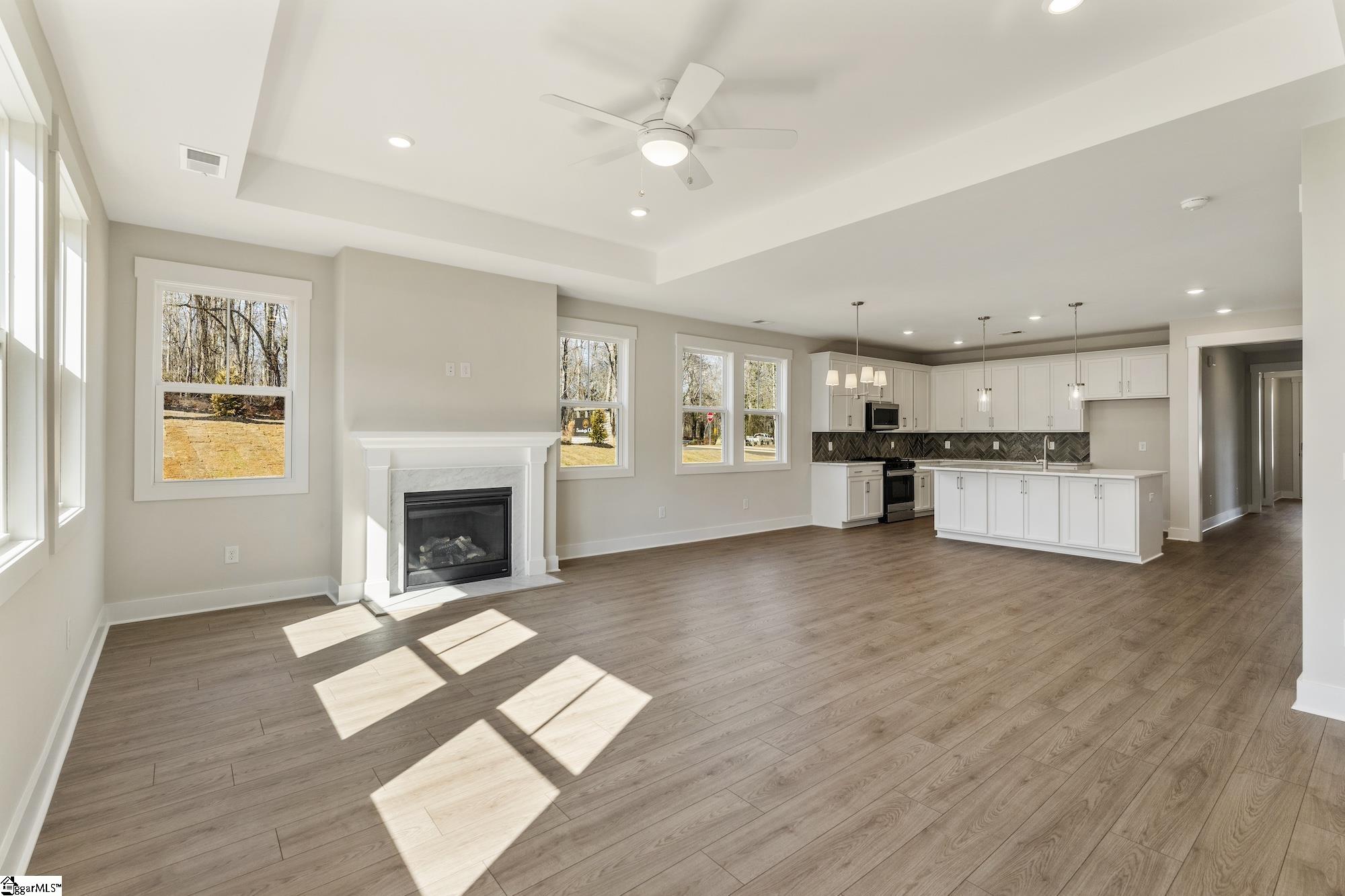 100 Saratoga Oaks Street Property Photo 11