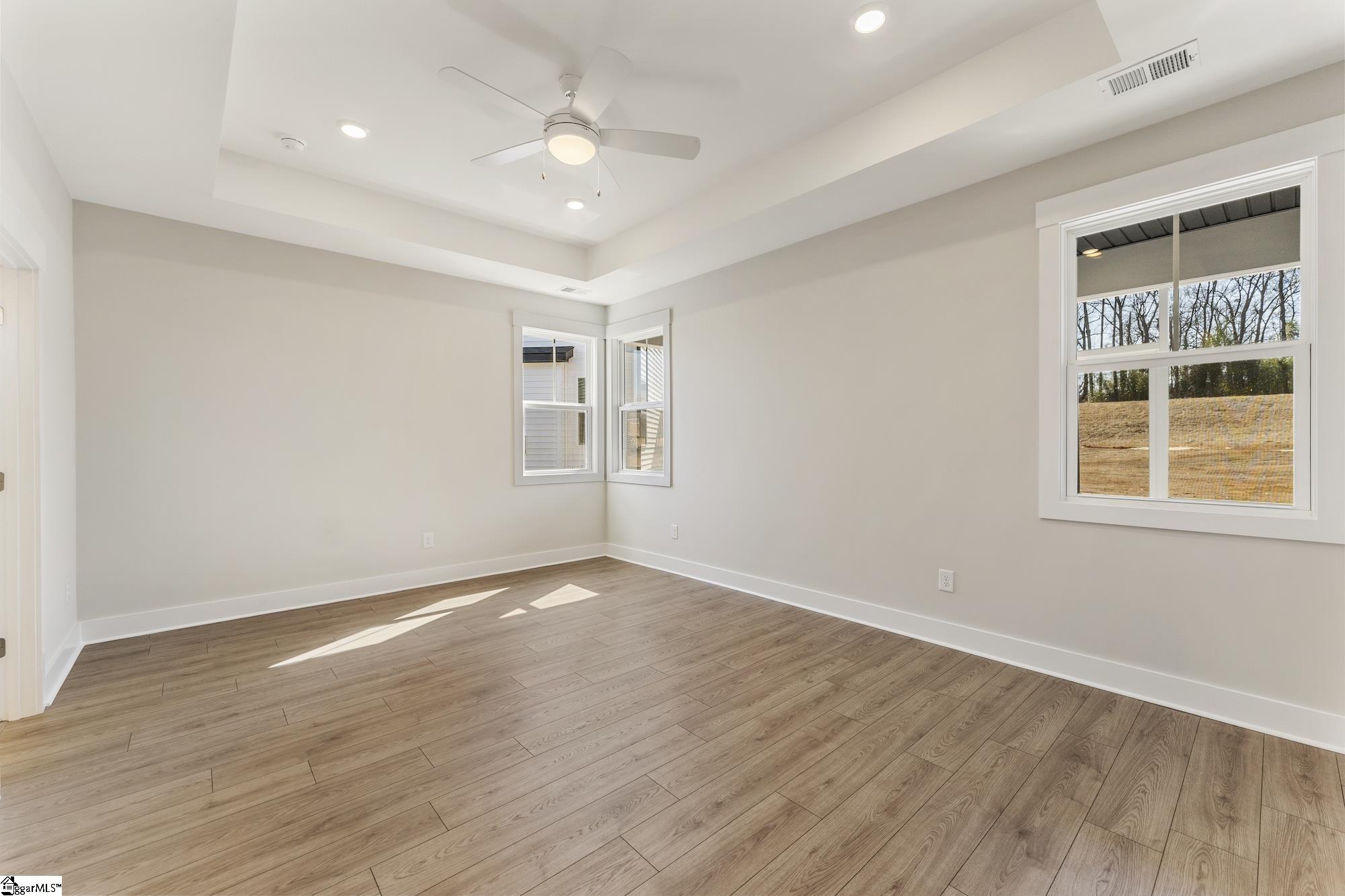100 Saratoga Oaks Street Property Photo 14