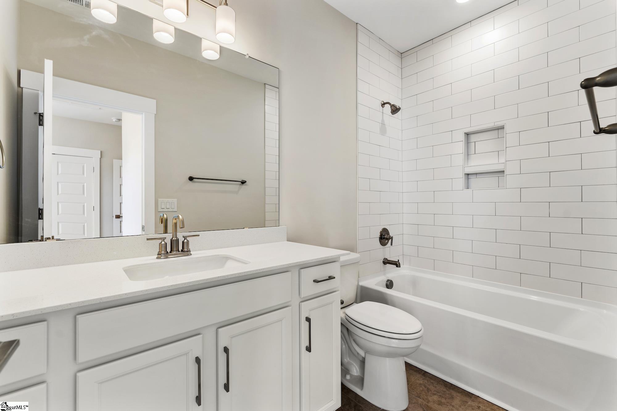 100 Saratoga Oaks Street Property Photo 26