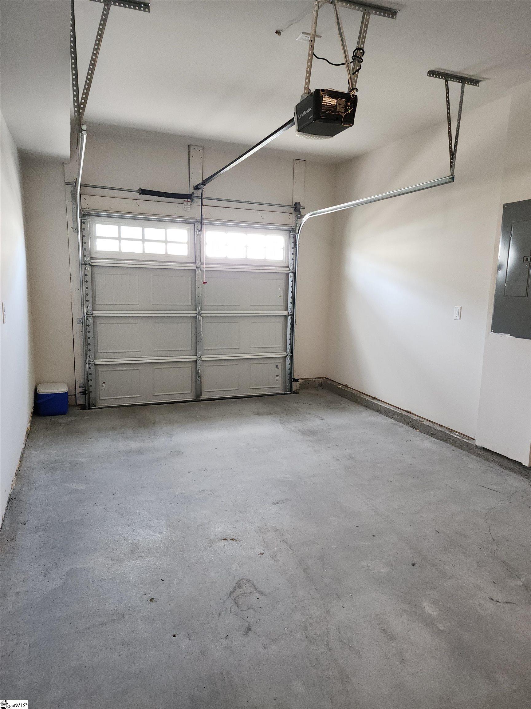 159 Bromes Way Property Photo 8