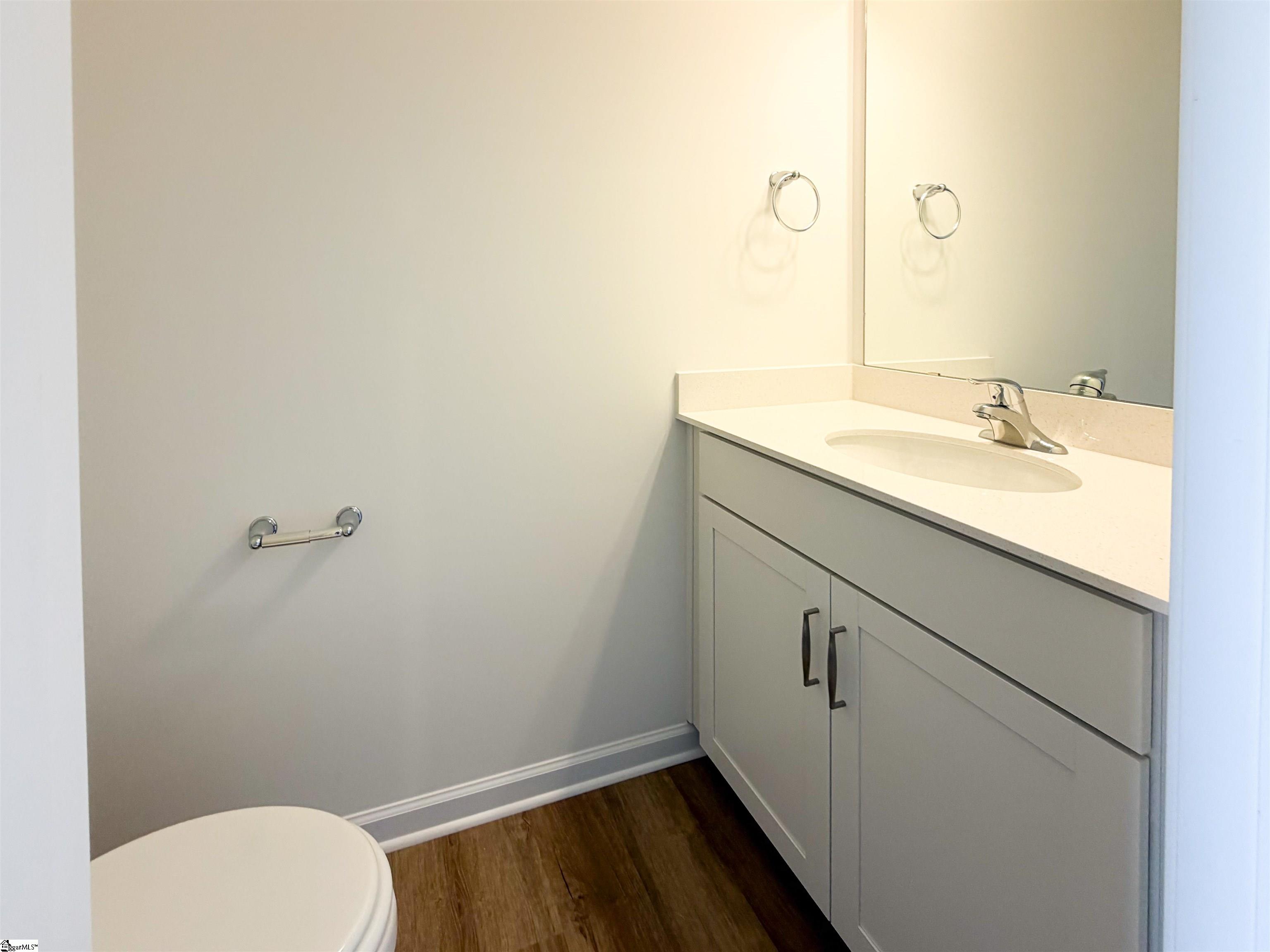 613 Autumn Lake Road Property Photo 4