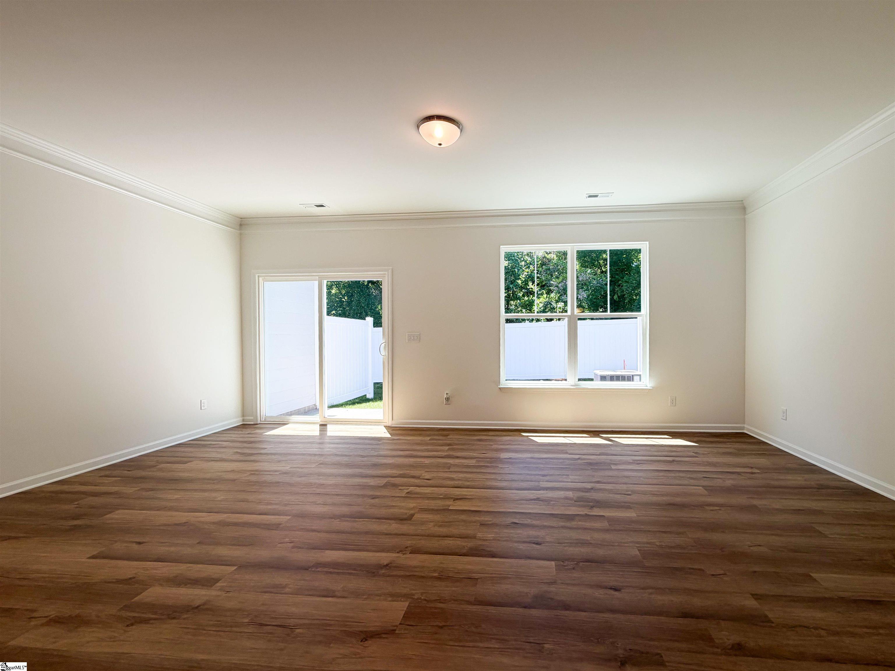 613 Autumn Lake Road Property Photo 11