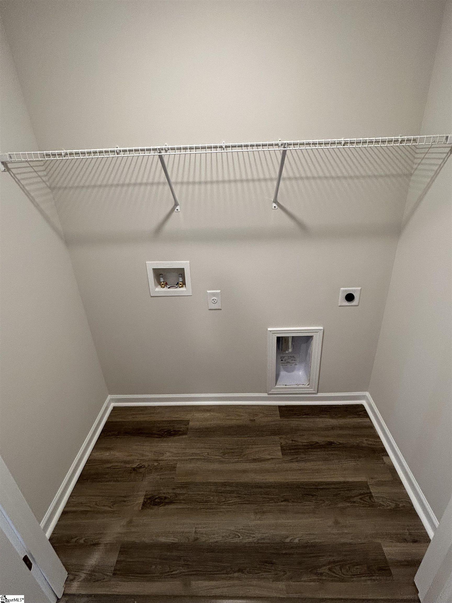 1544 Dockage Way Property Photo 14