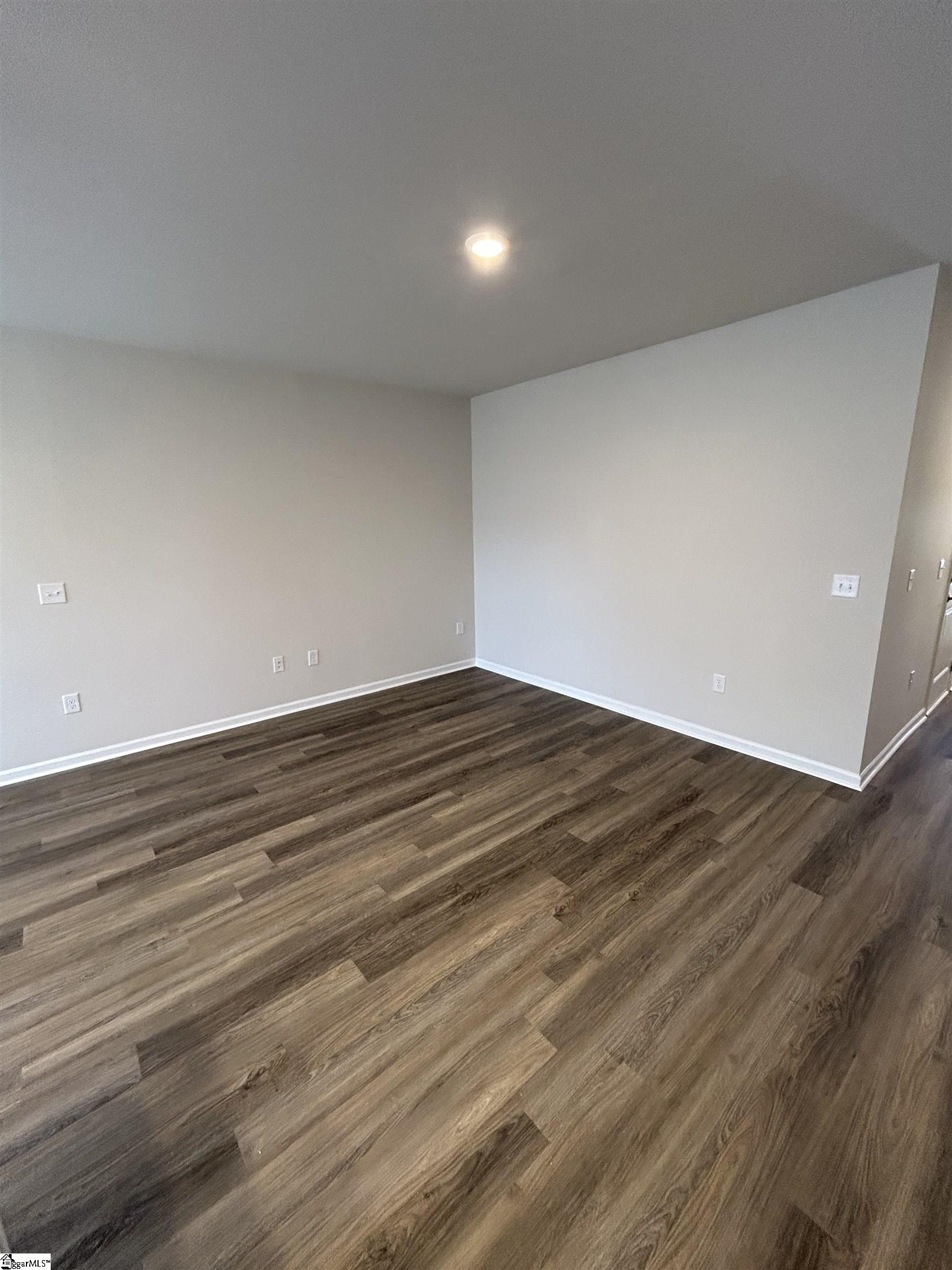 1548 Dockage Way Property Photo 4