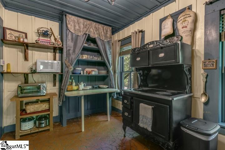 814 Moorefield Memorial Highway Property Photo 11