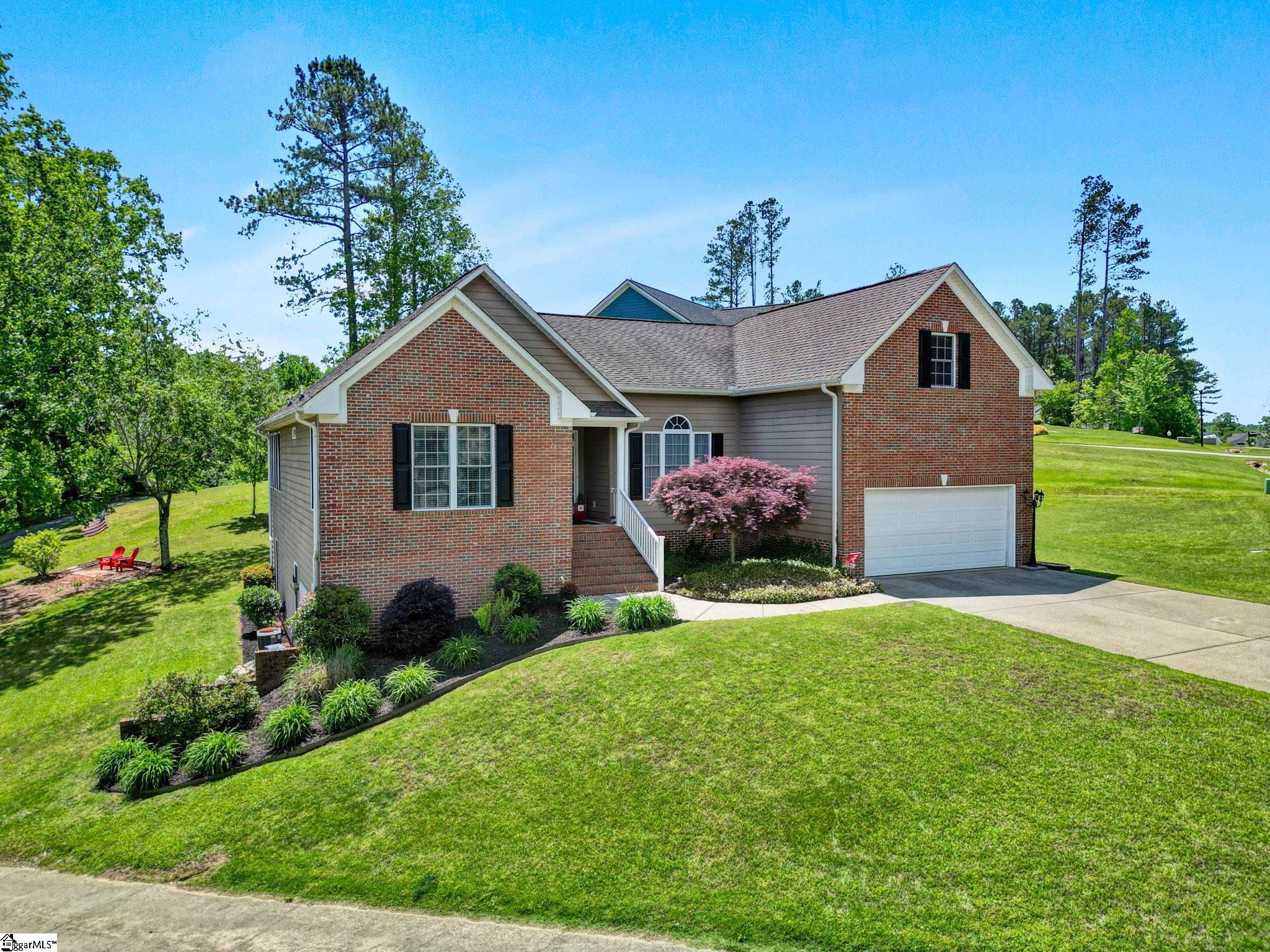 5 Laurelcrest Lane Property Photo 2