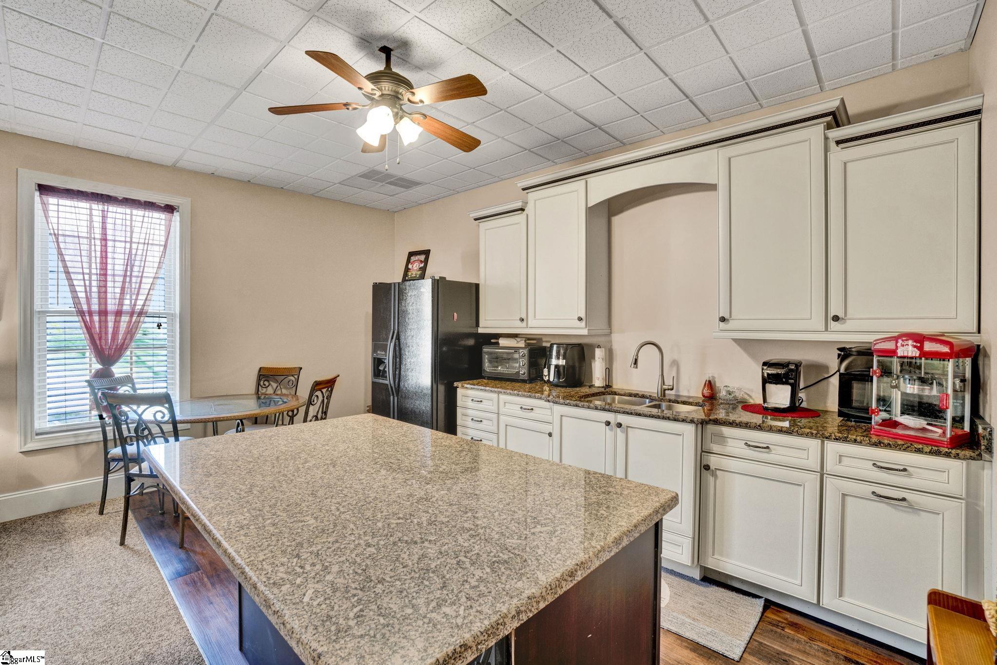 5 Laurelcrest Lane Property Photo 41