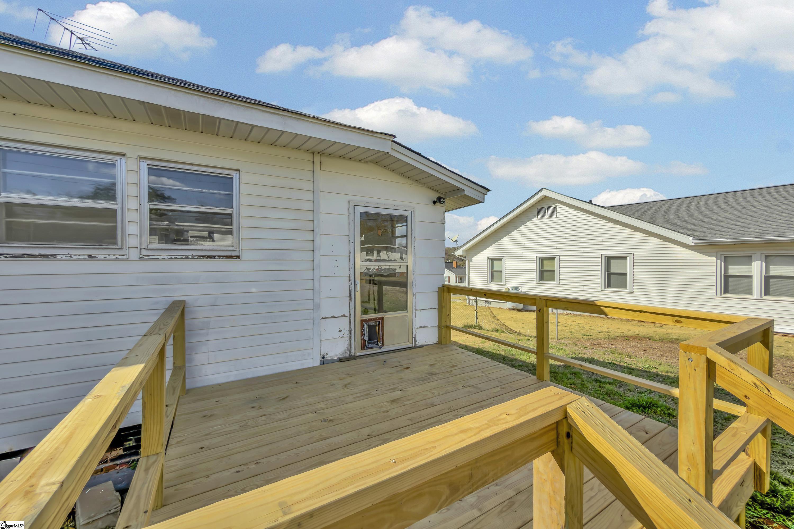 22 Meadow Street Property Photo 5