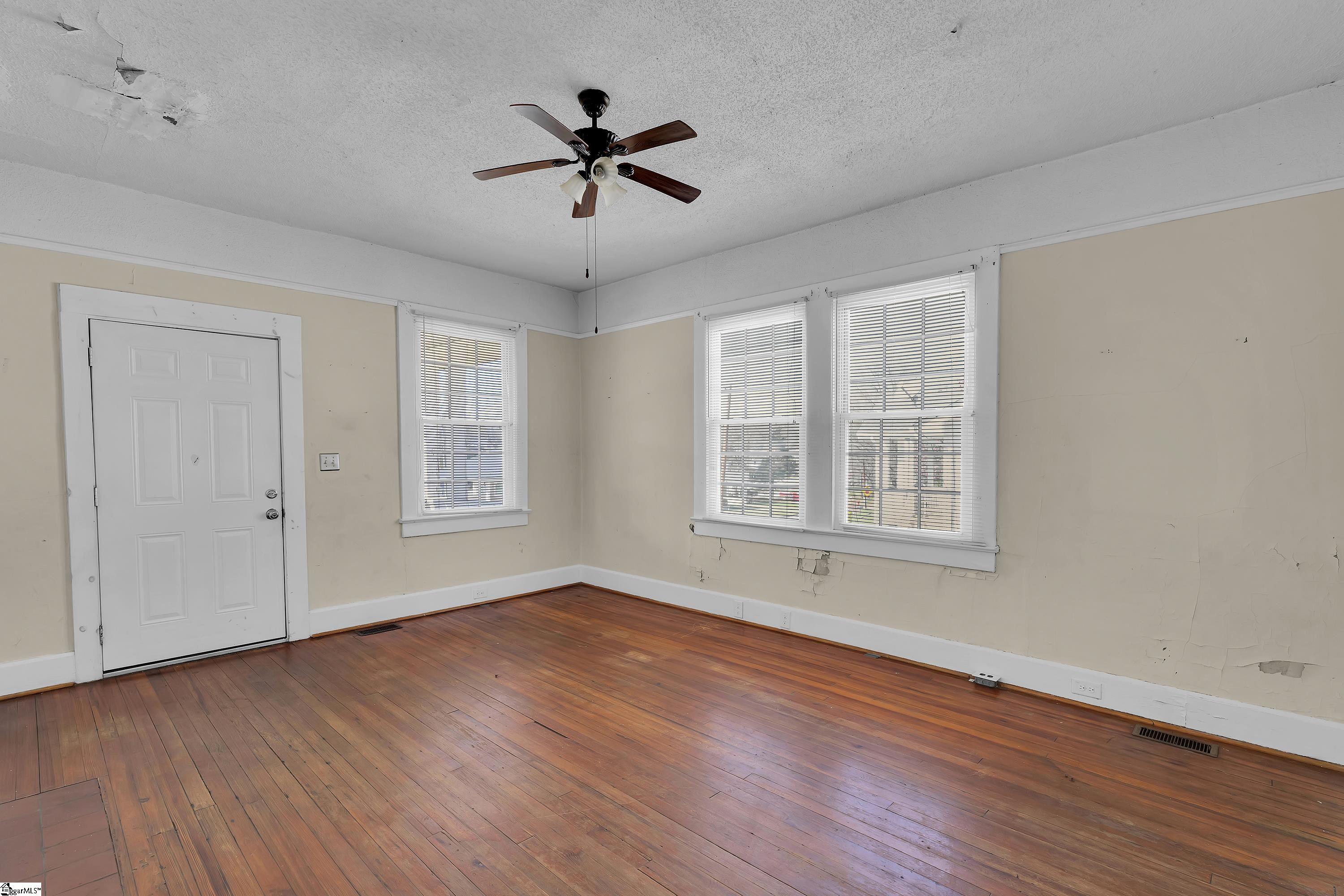 22 Meadow Street Property Photo 6