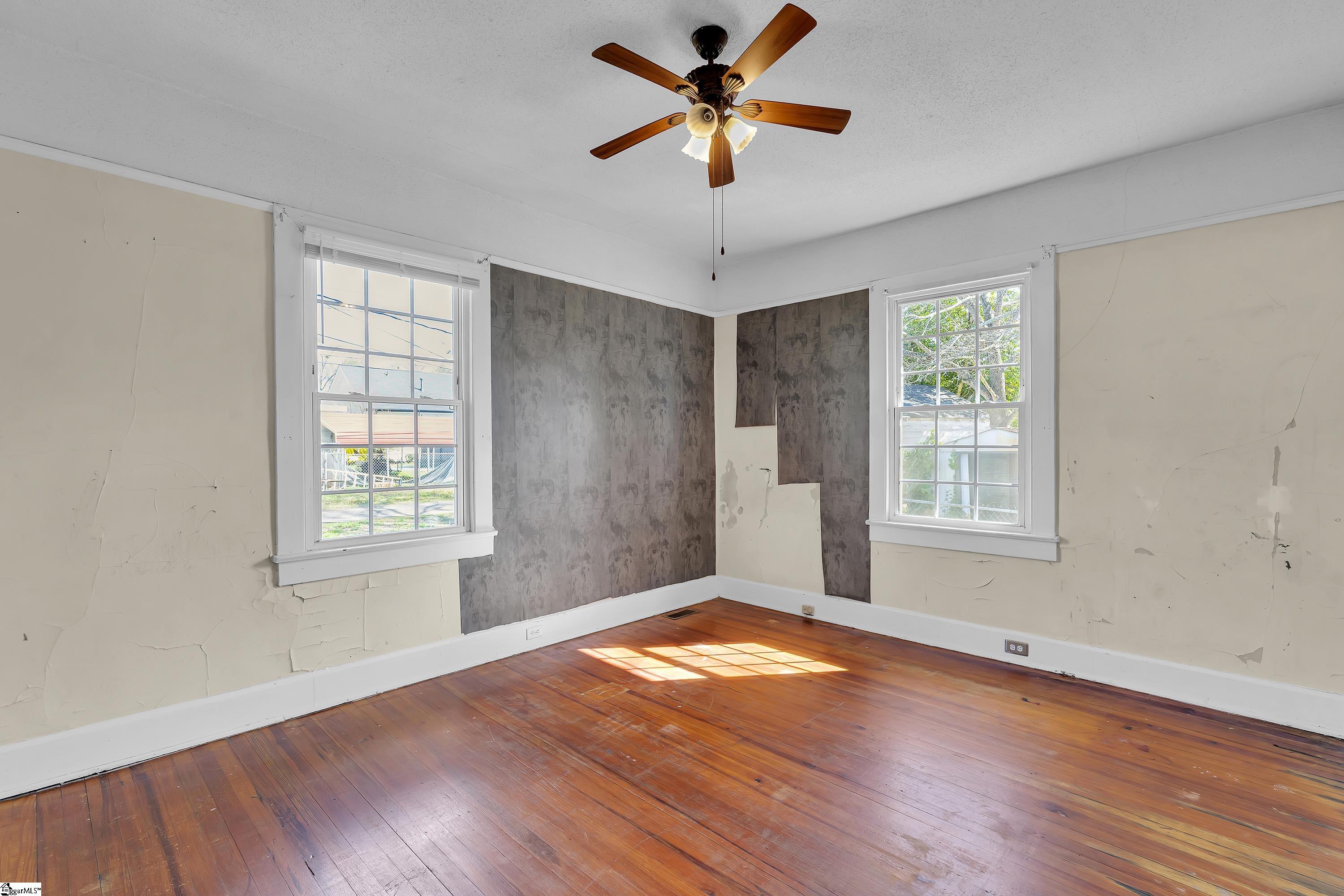 22 Meadow Street Property Photo 11