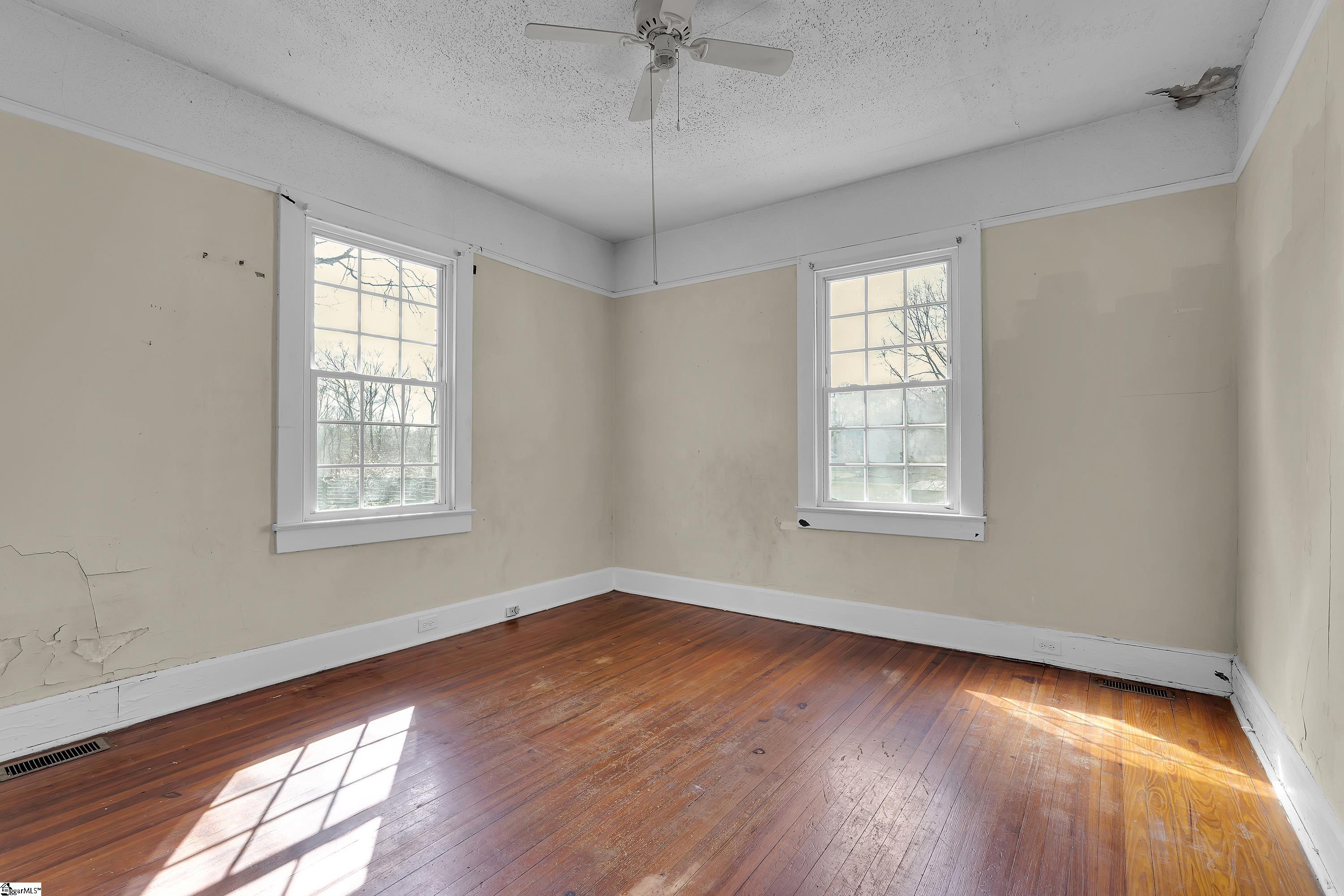 22 Meadow Street Property Photo 13