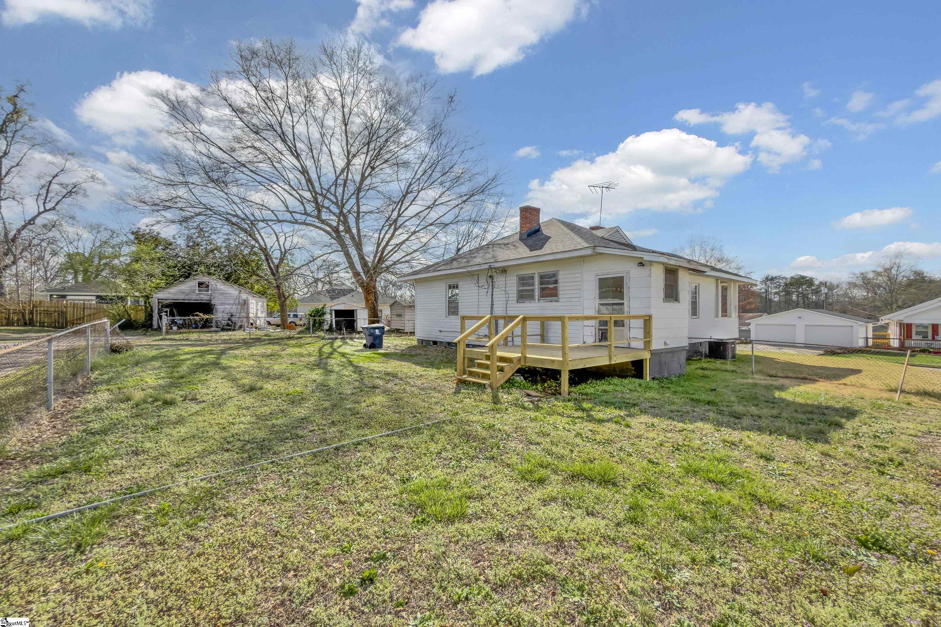 22 Meadow Street Property Photo 15