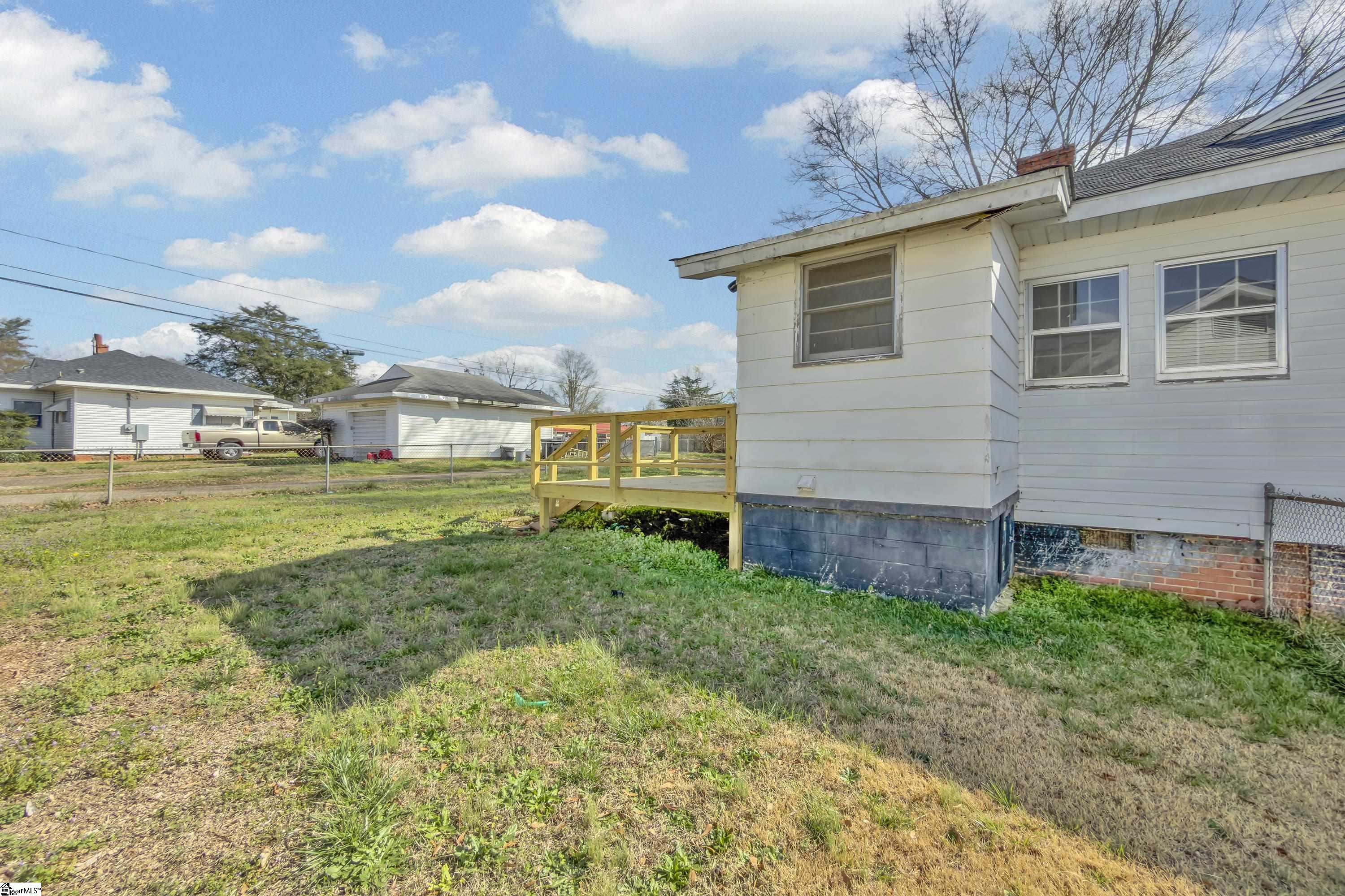 22 Meadow Street Property Photo 17