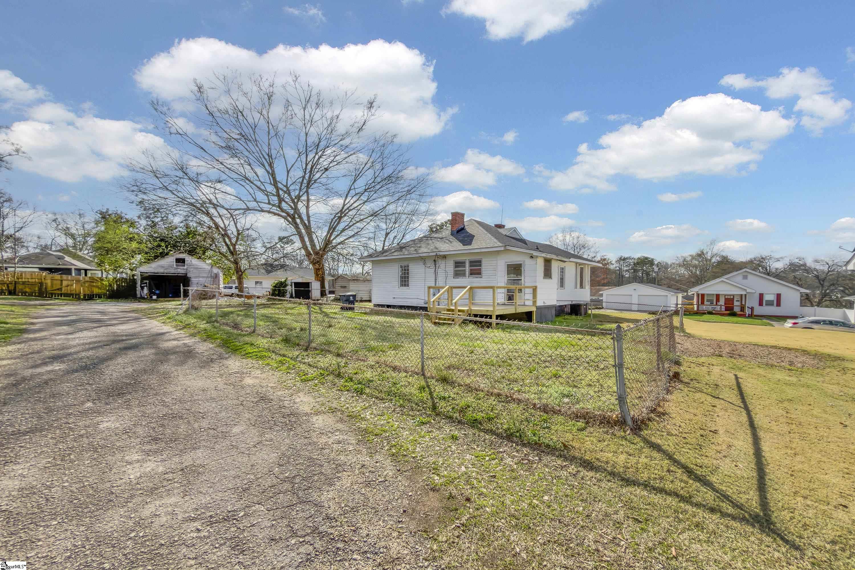 22 Meadow Street Property Photo 18