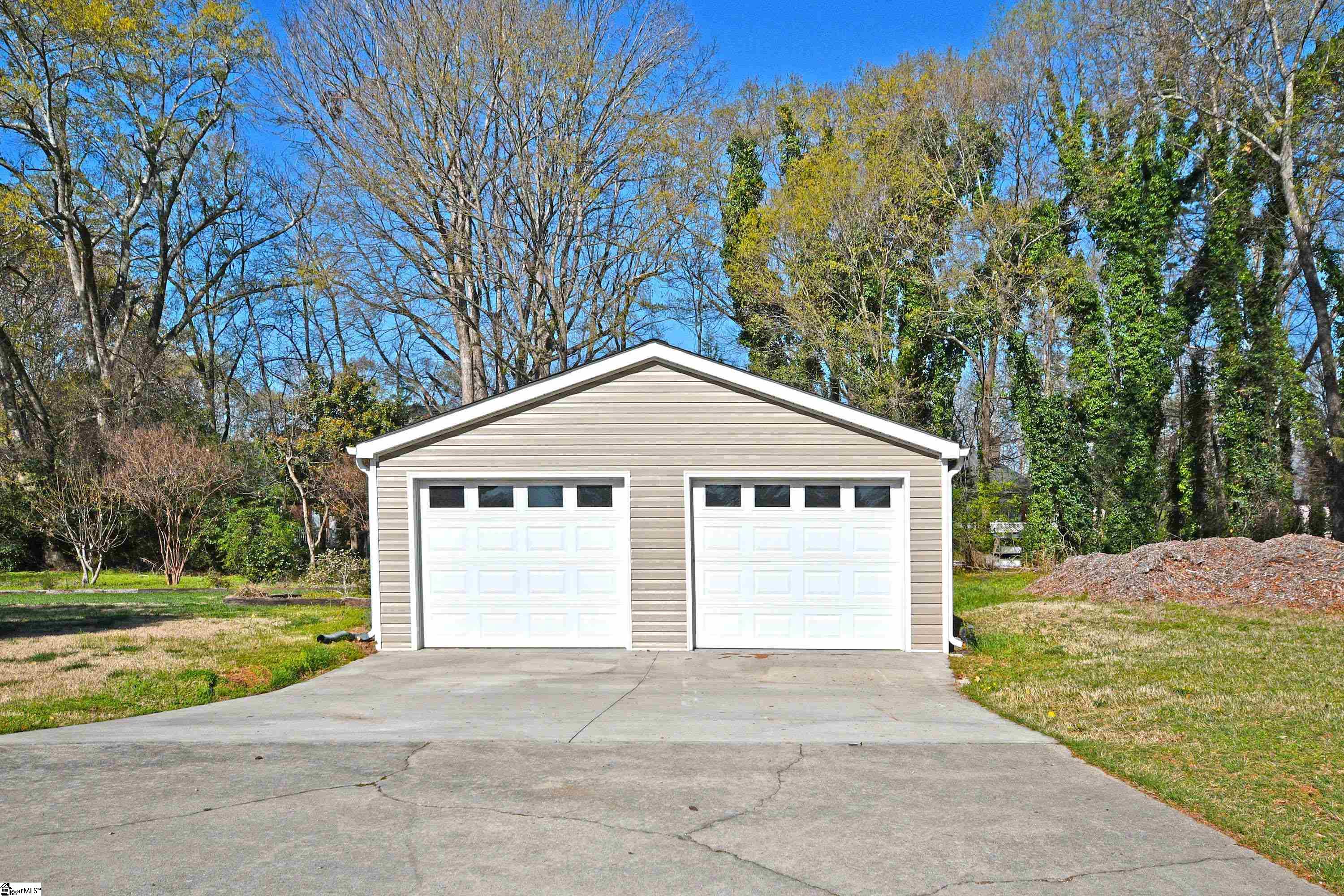 3150 S Highway 14 Property Photo 8