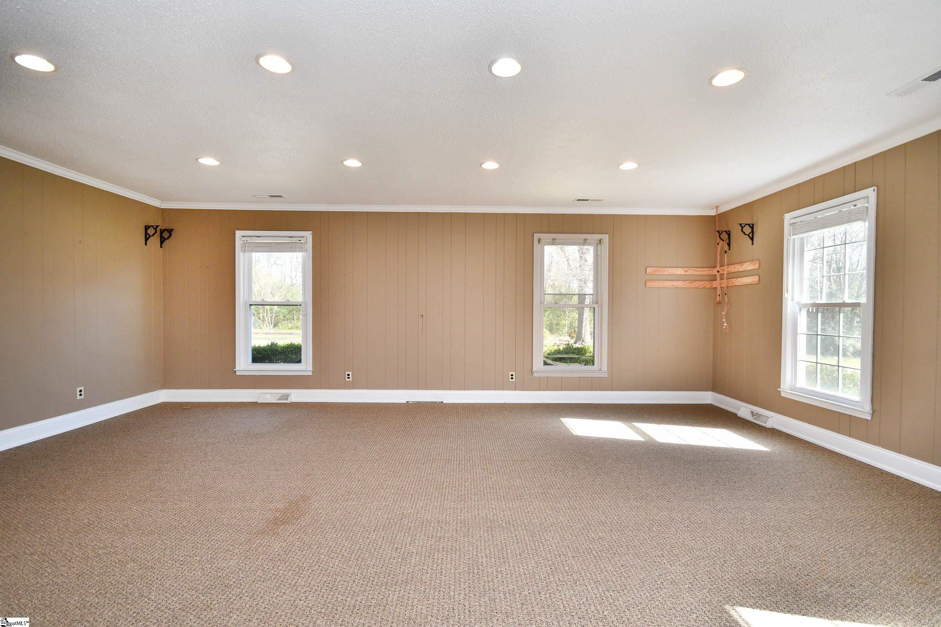 3150 S Highway 14 Property Photo 39