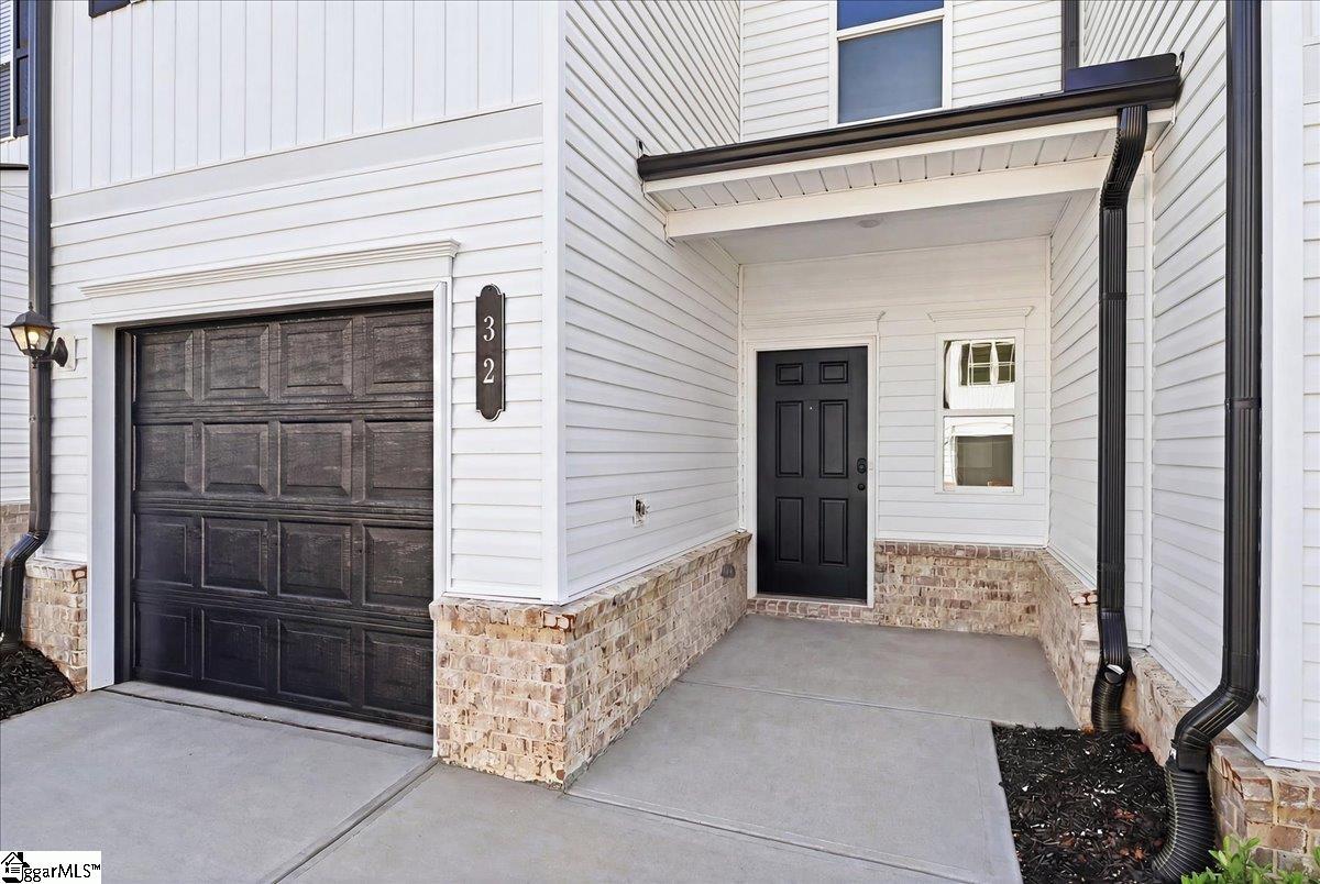 32 Lone Cypress Street Property Photo 4