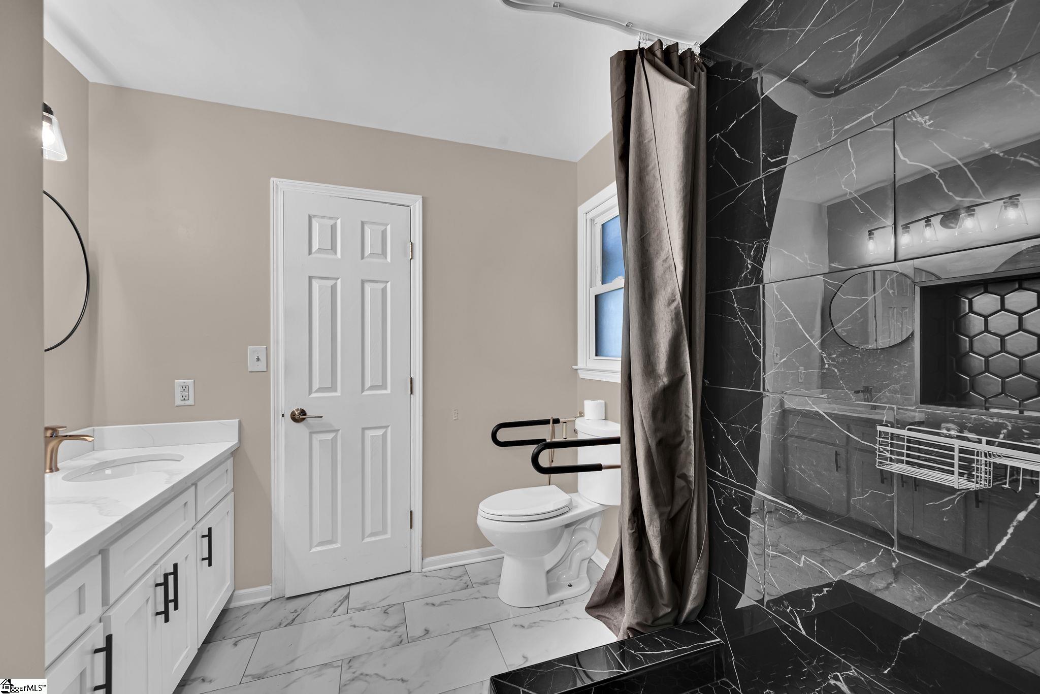 1509 Crestview Road Property Photo 18