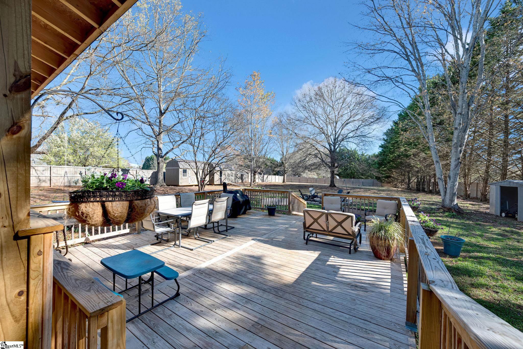 1509 Crestview Road Property Photo 31