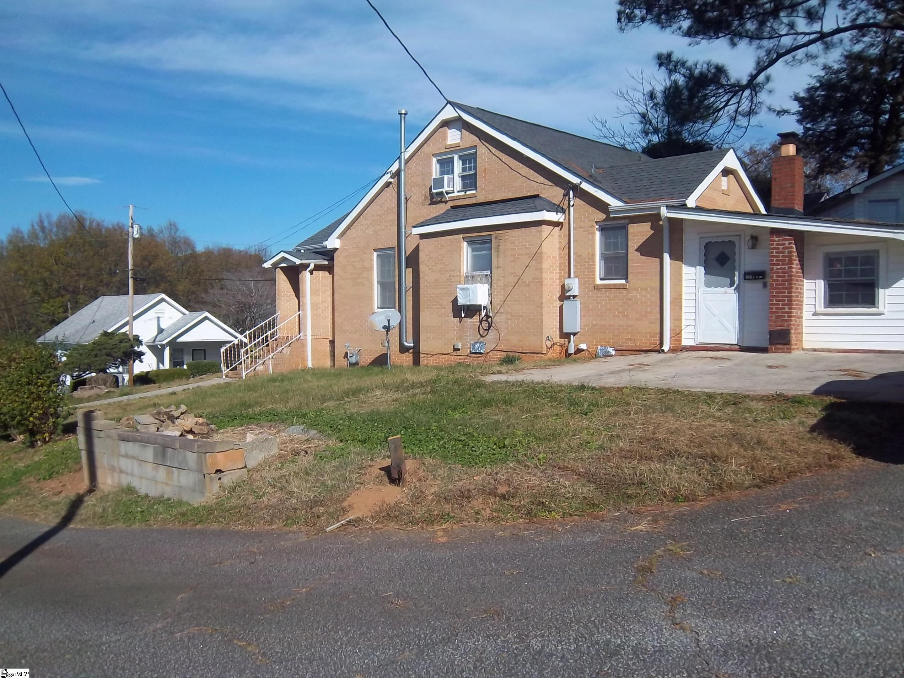 108 East B Avenue Property Photo 2