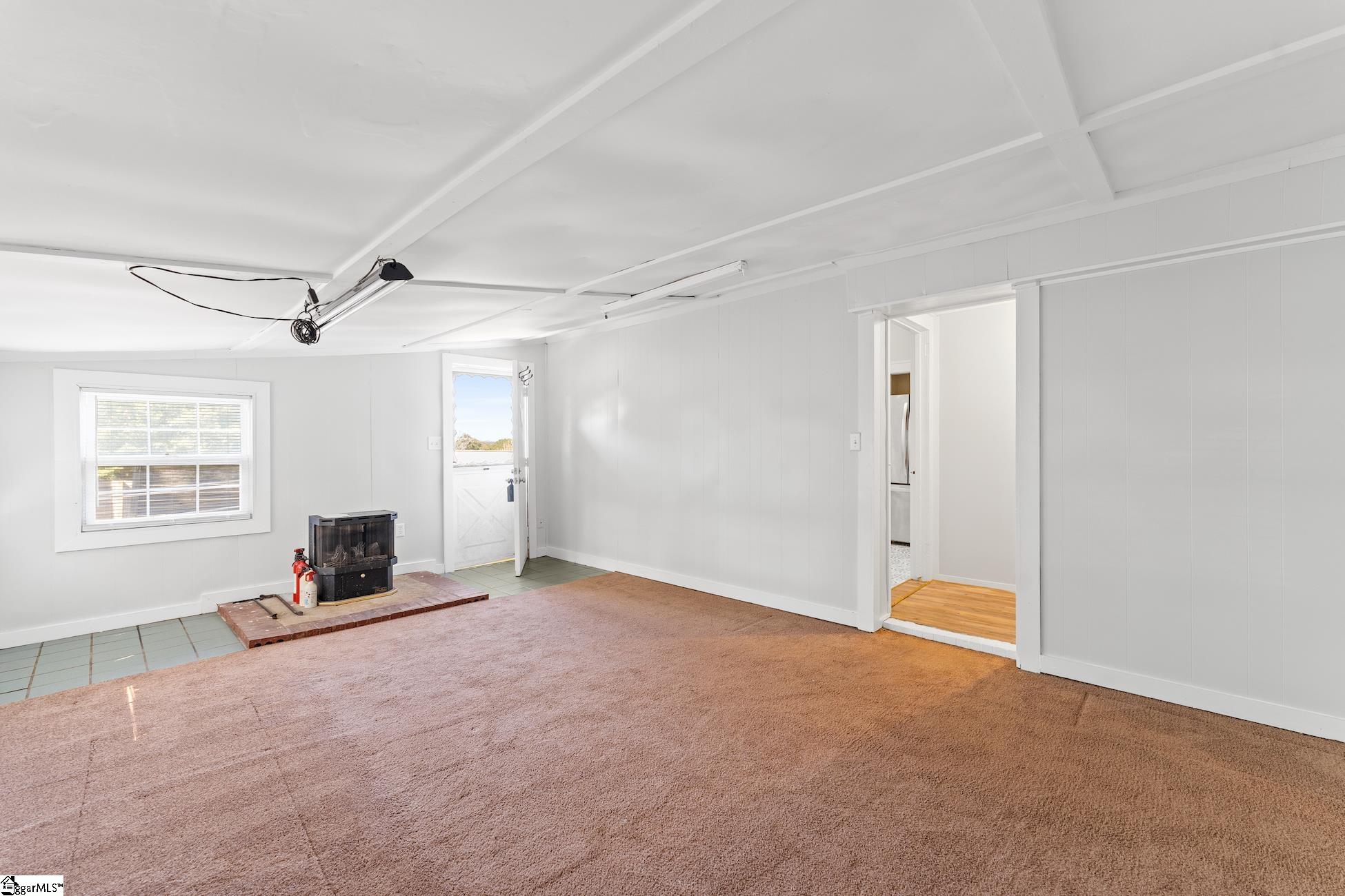 108 East B Avenue Property Photo 17