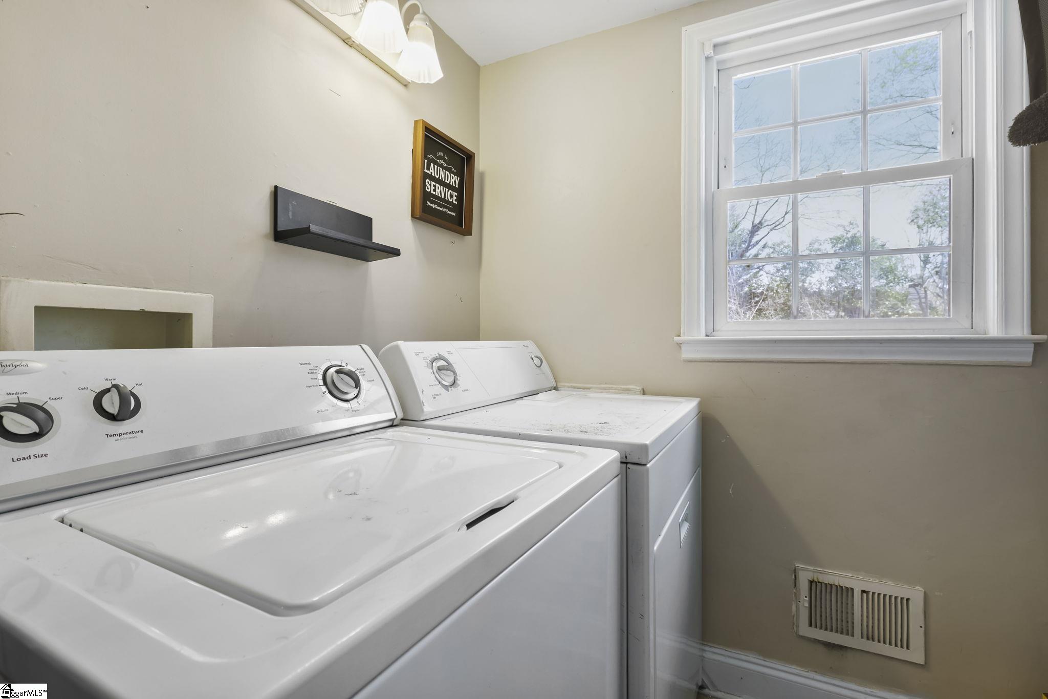 200 Yorkshire Drive Property Photo 25