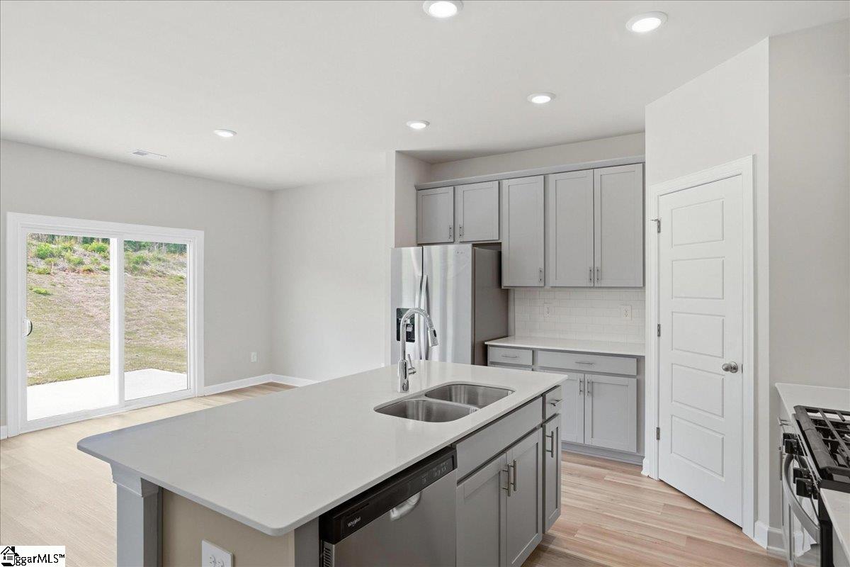 1545 Switchback Circle Property Photo 8
