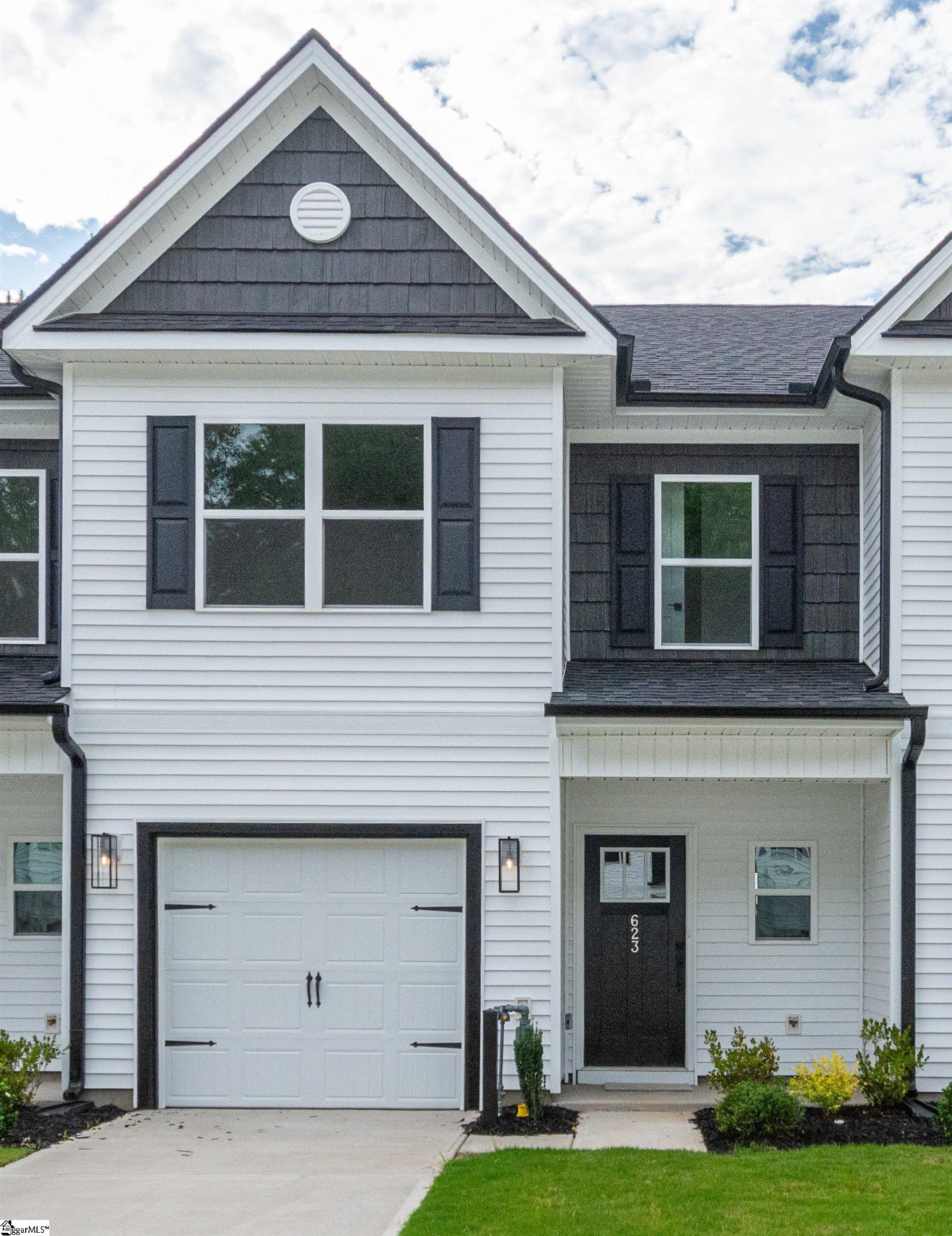 623 Farcroft Trail