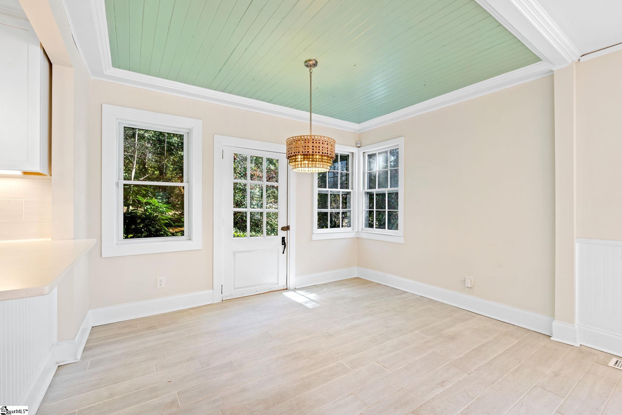 201 Augusta Street Property Photo 8