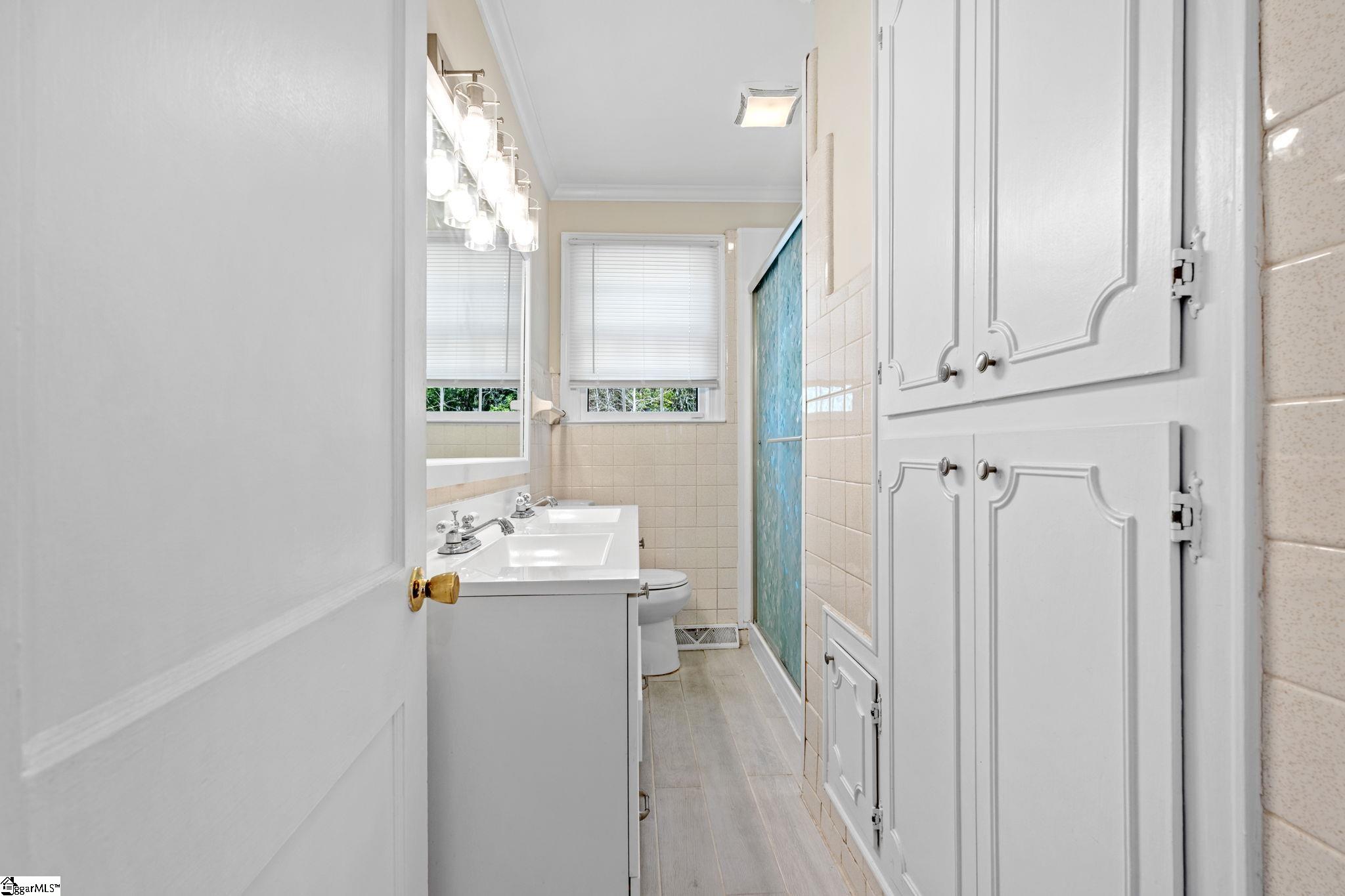 201 Augusta Street Property Photo 11