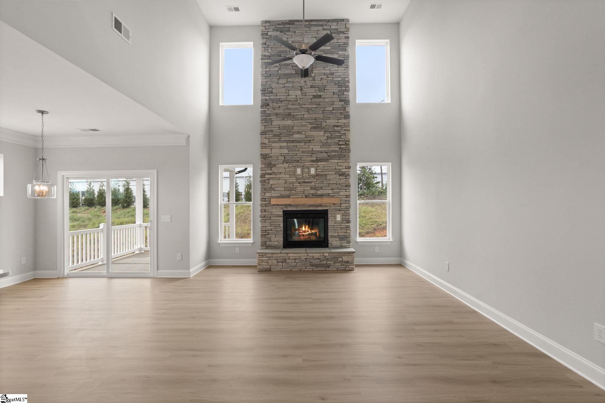 1024 Horse Whisper Run Property Photo 11