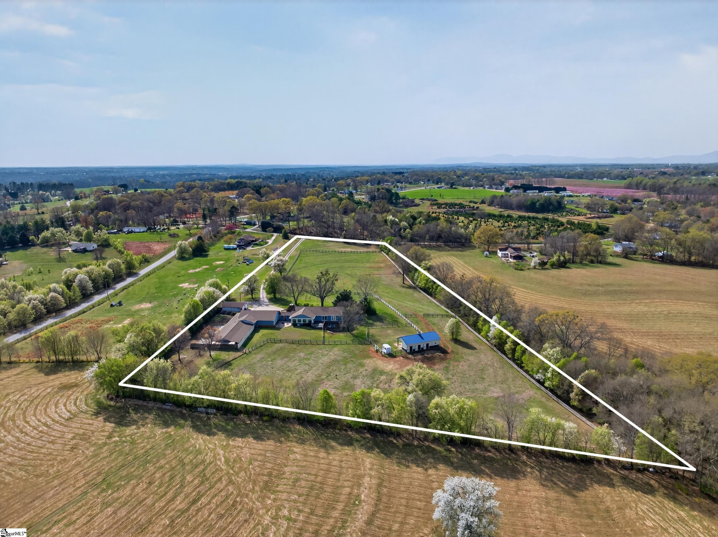 341 Ridings Road Property Photo 1