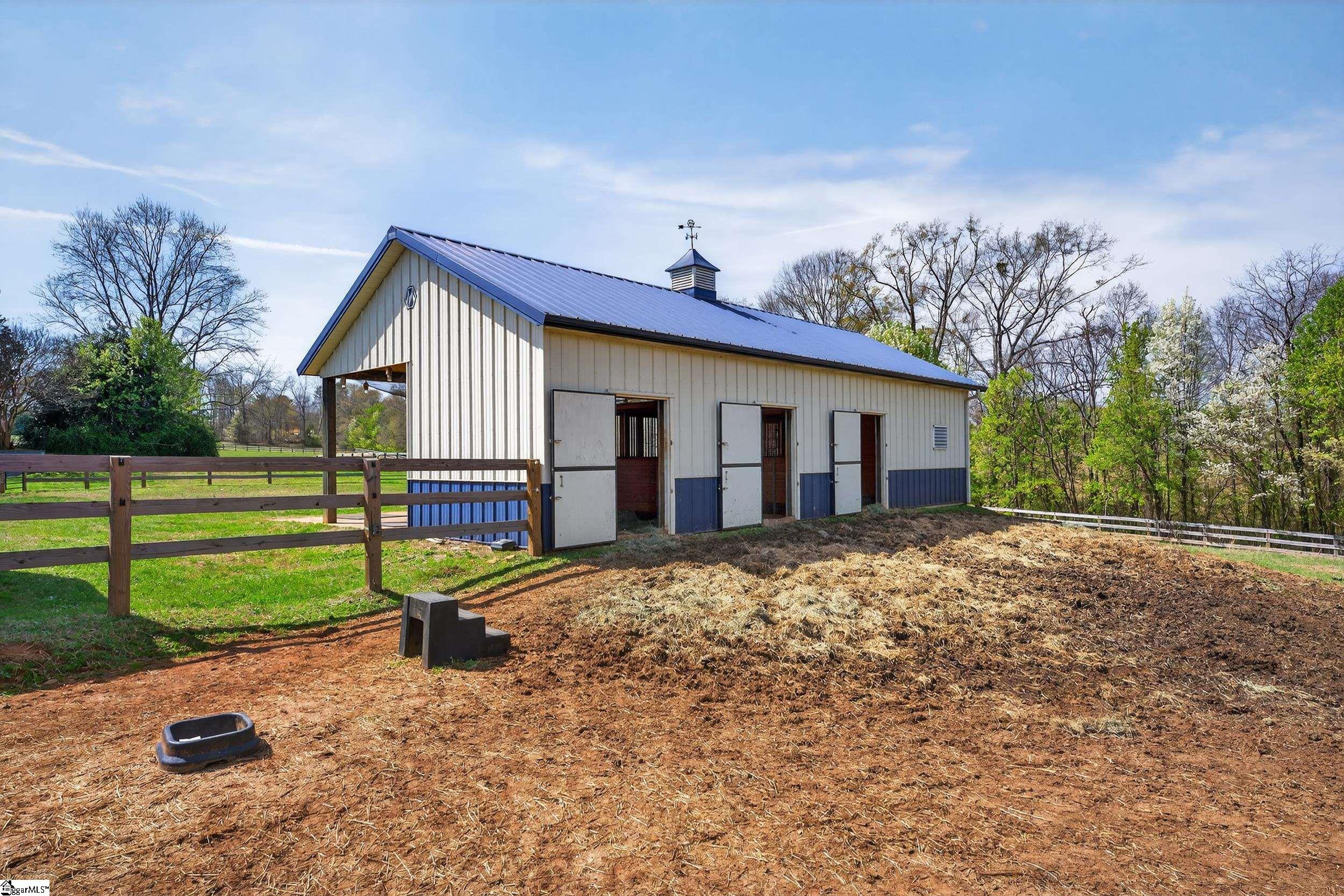 341 Ridings Road Property Photo 8