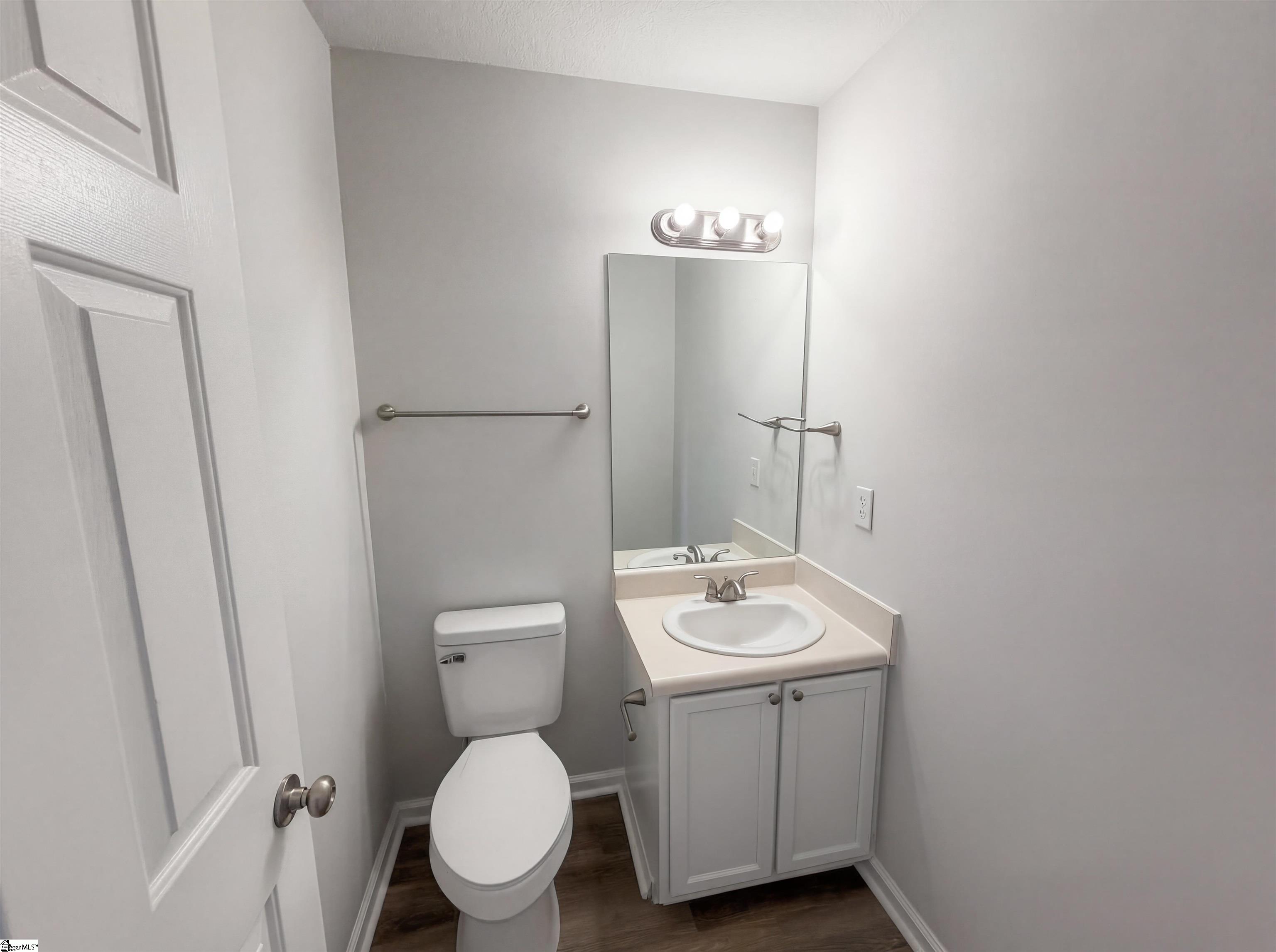 2 Ames Court Property Photo 17