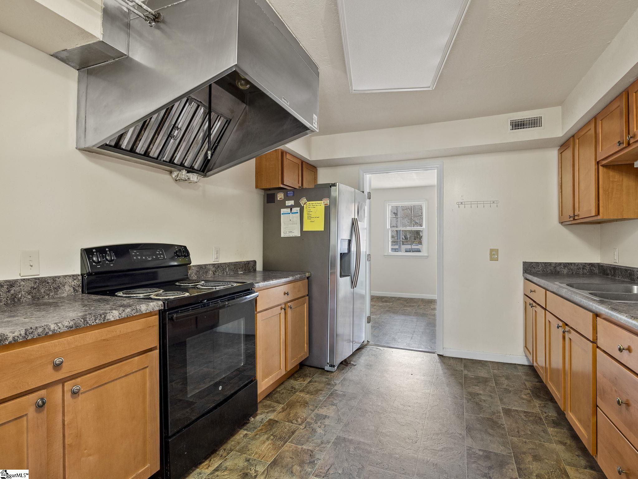 2860 New Cut Road Property Photo 9