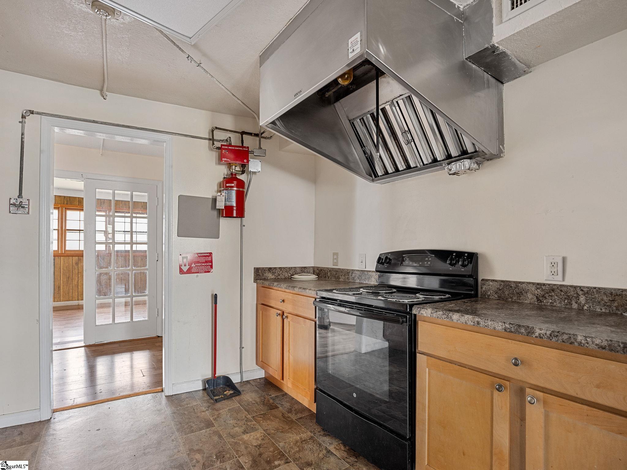 2860 New Cut Road Property Photo 11
