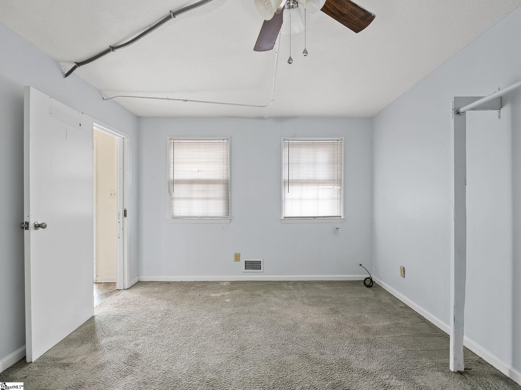 2860 New Cut Road Property Photo 13