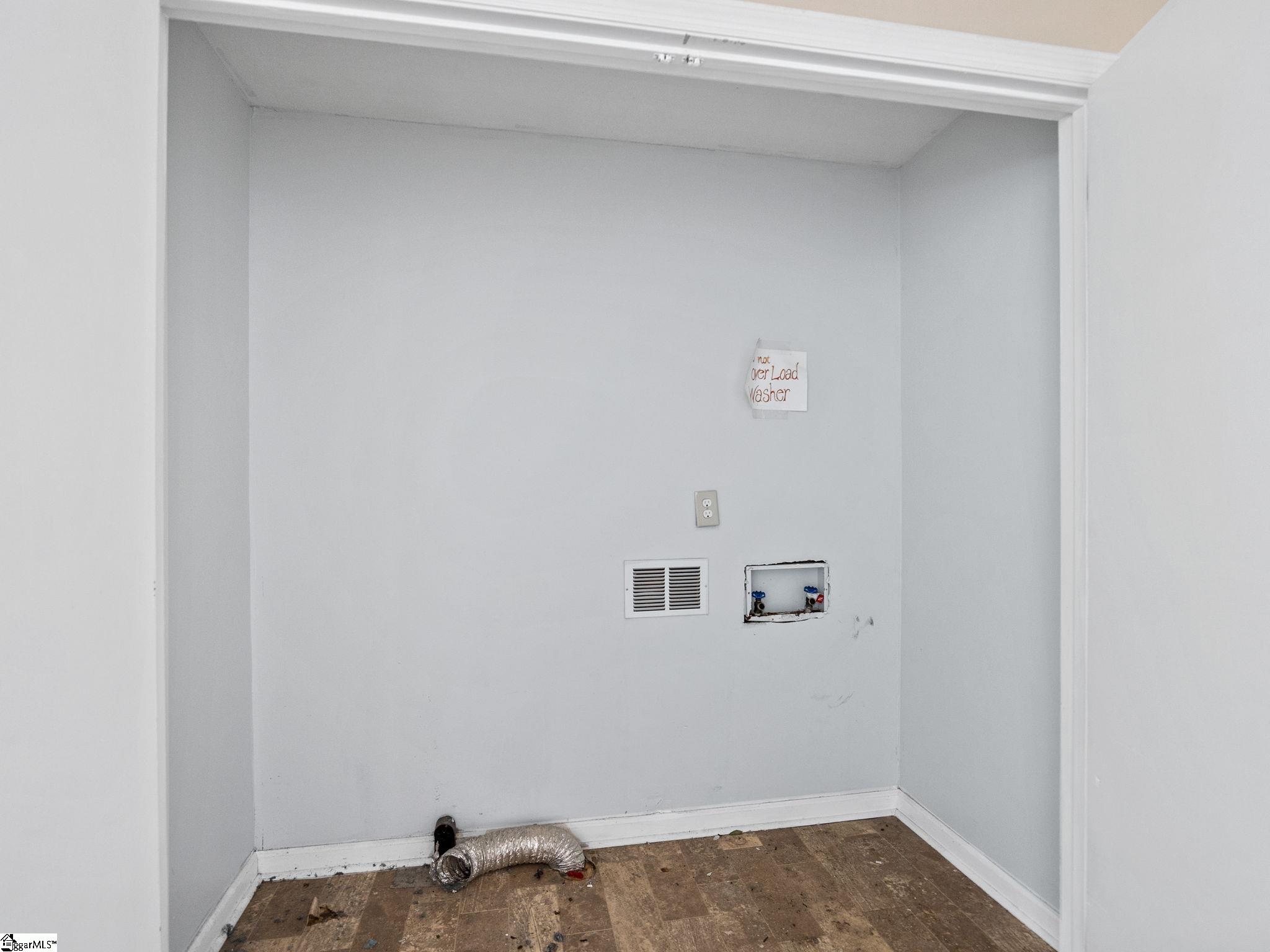 2860 New Cut Road Property Photo 19