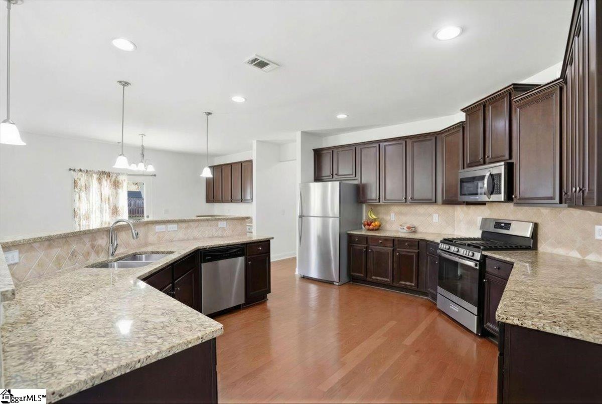388 Heritage Point Drive Property Photo 13