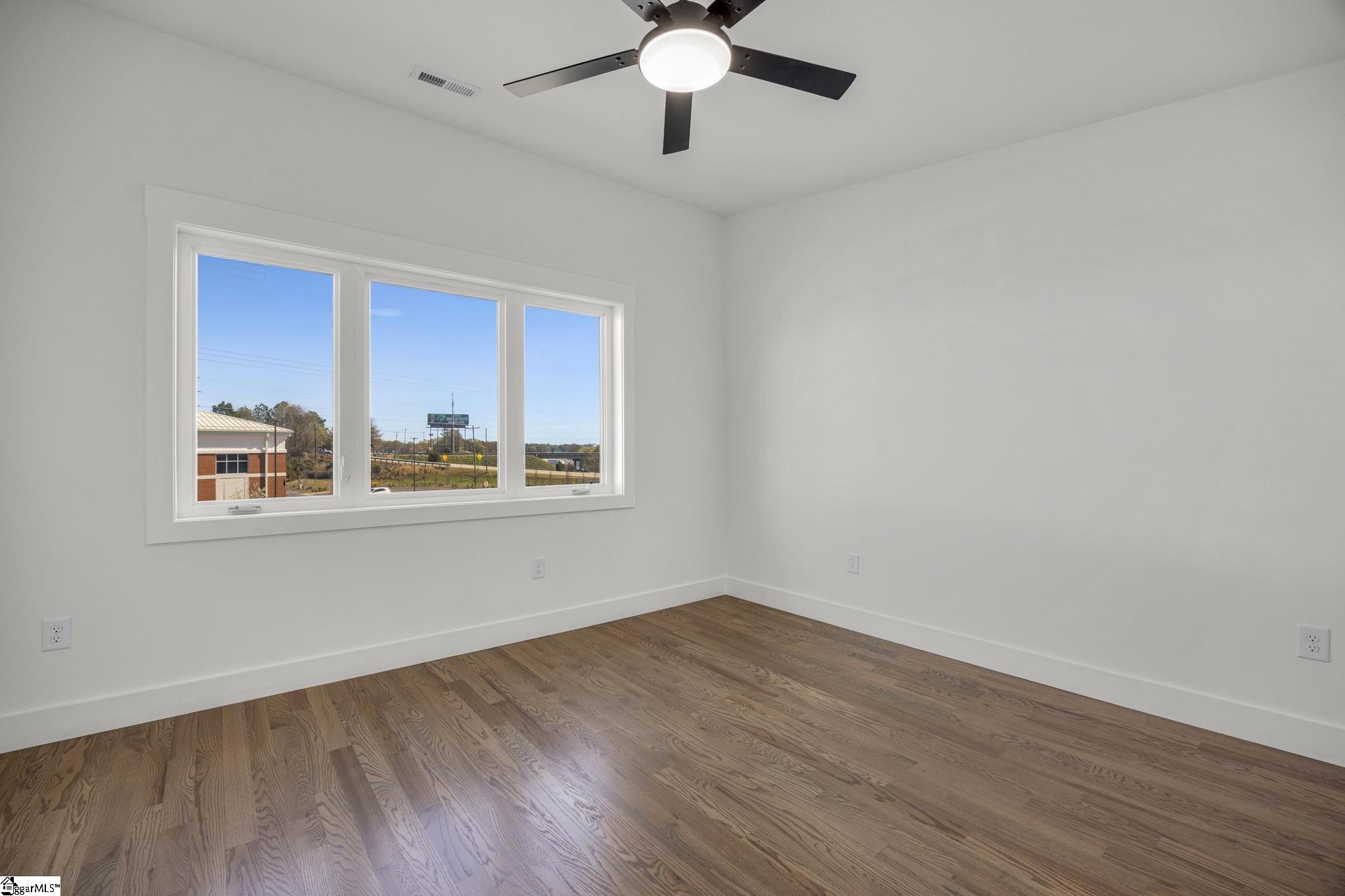 8 Village Crest Drive Property Photo 33