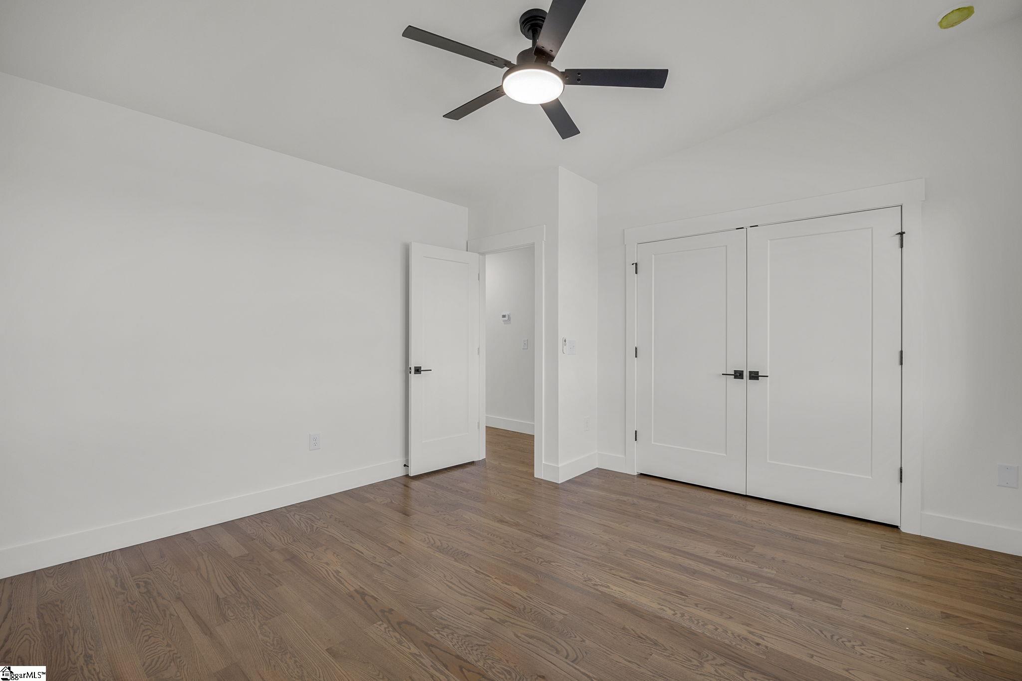 8 Village Crest Drive Property Photo 34
