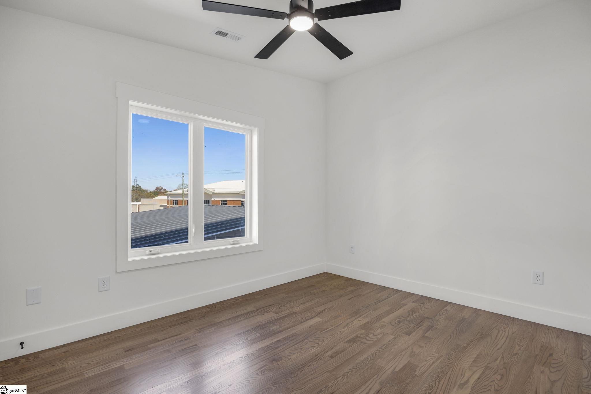 8 Village Crest Drive Property Photo 35