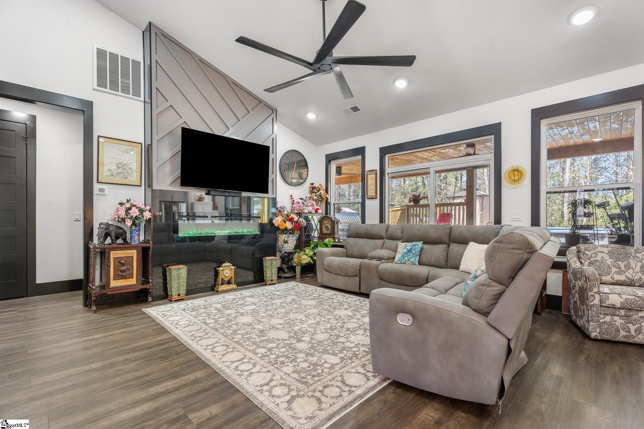 1512 Asbury Park Road Property Photo 8