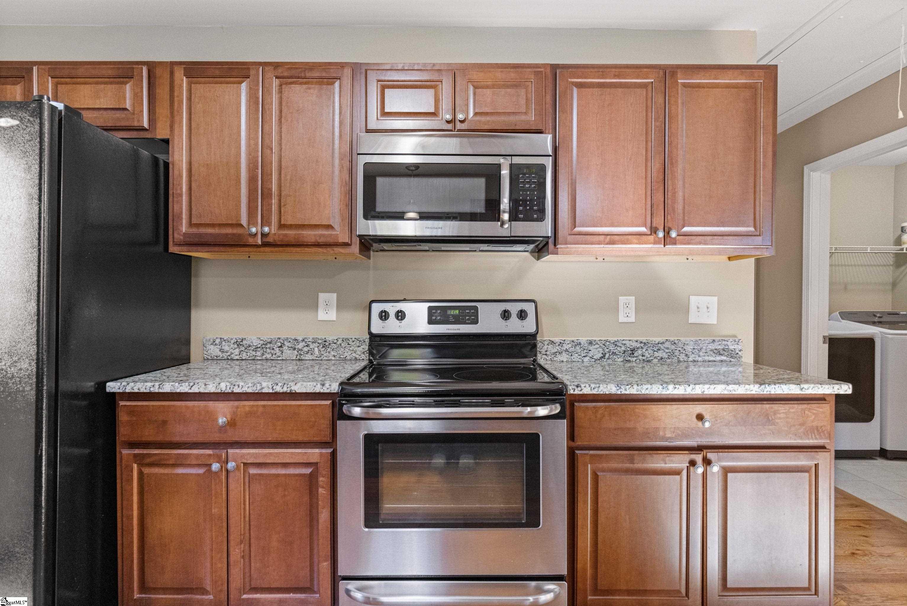 207 Ridgeway Drive Property Photo 9