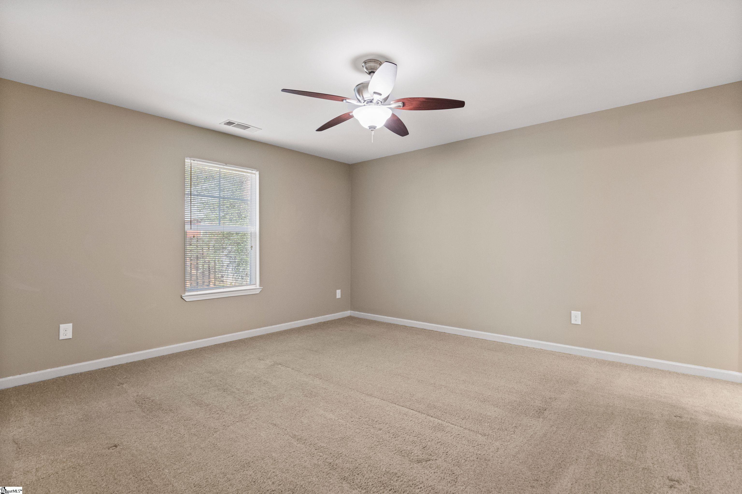 207 Ridgeway Drive Property Photo 13