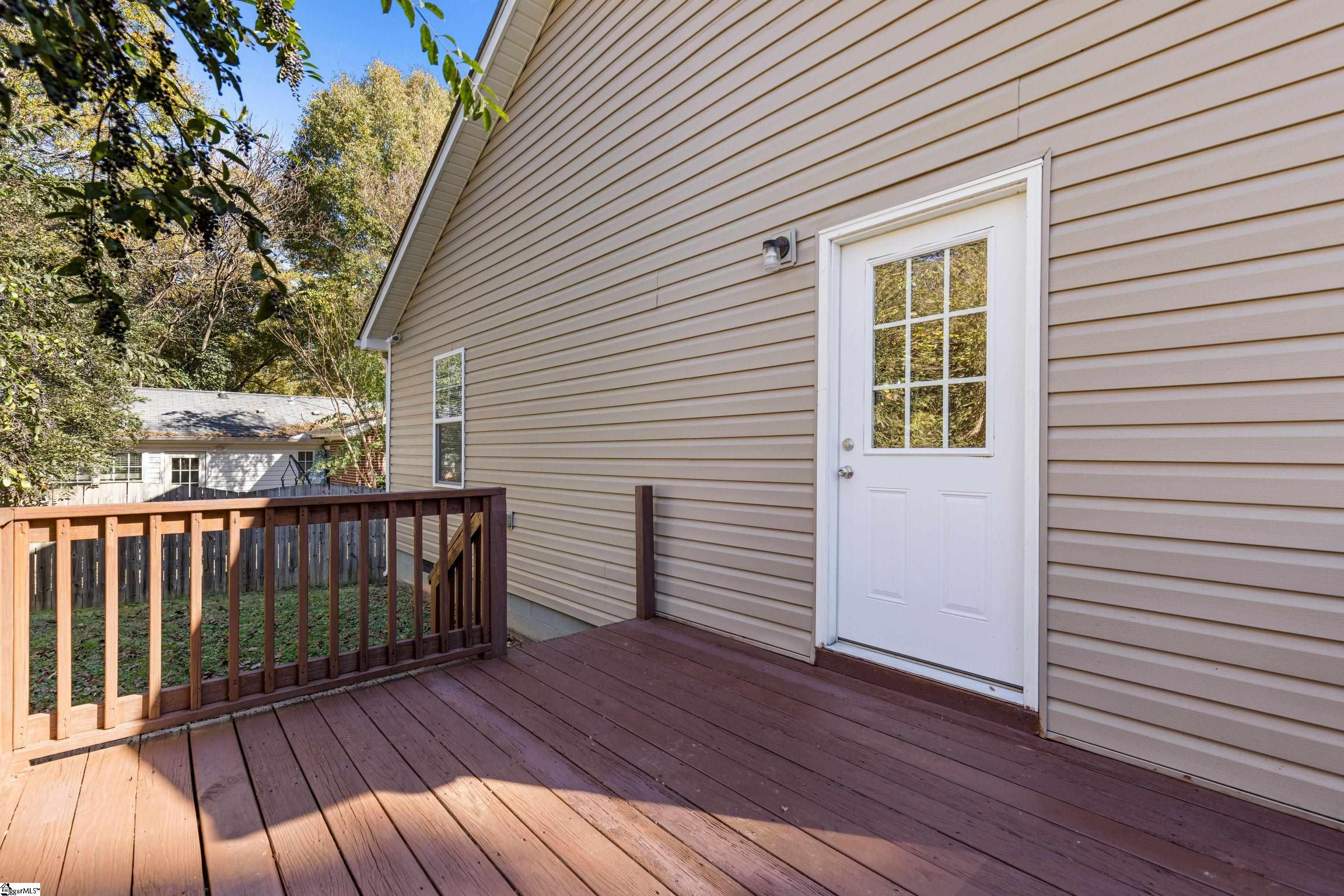 207 Ridgeway Drive Property Photo 26