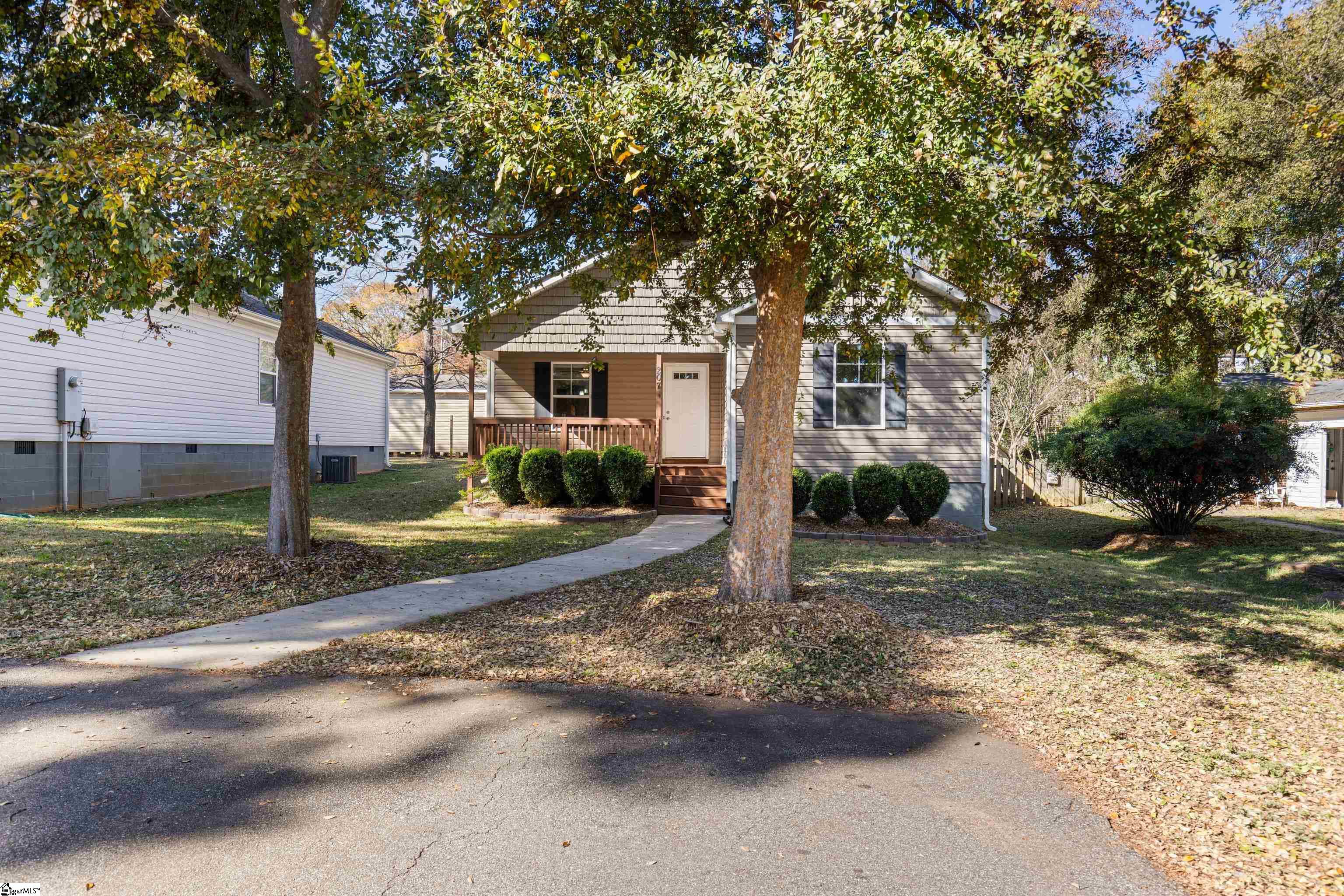 207 Ridgeway Drive Property Photo 31