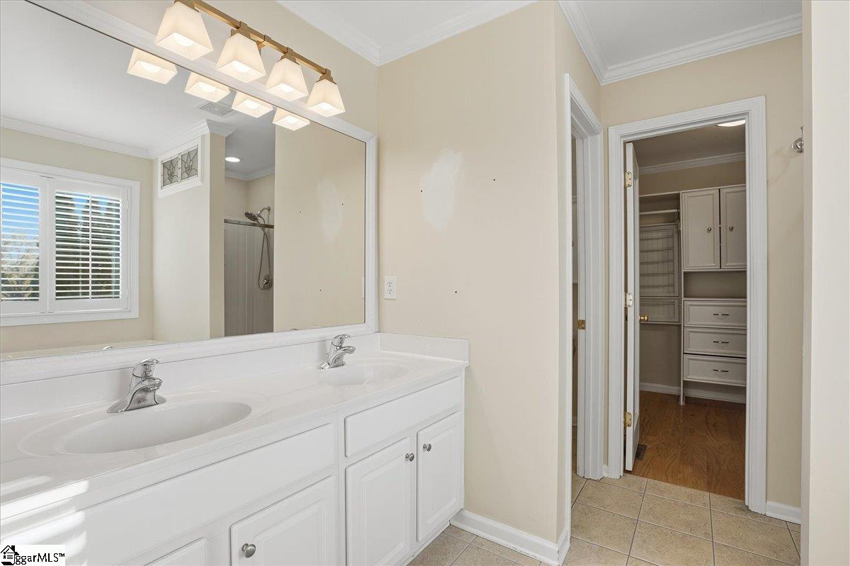 832 Brielle Court Property Photo 13