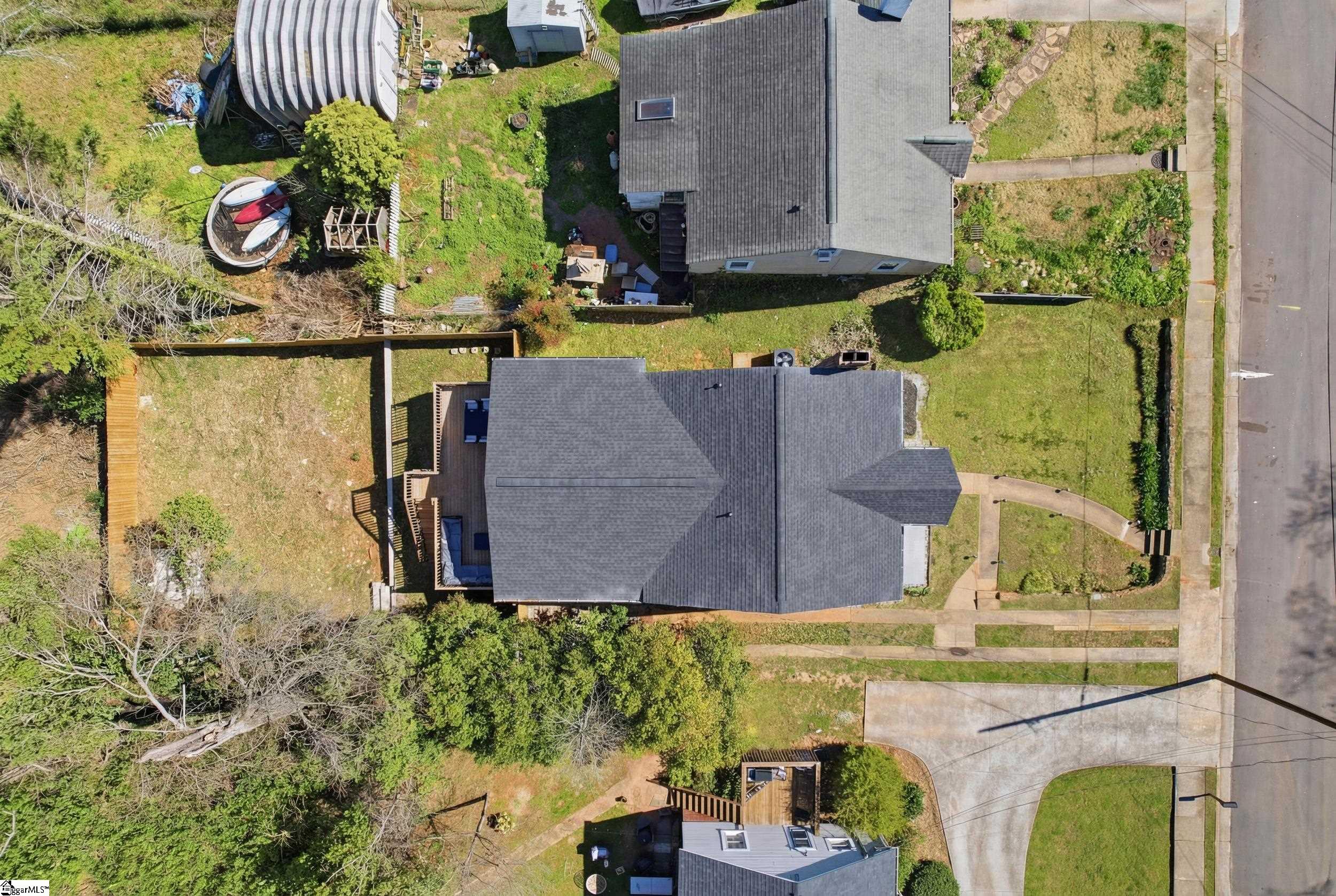 14 Hawthorne Lane Property Photo 25