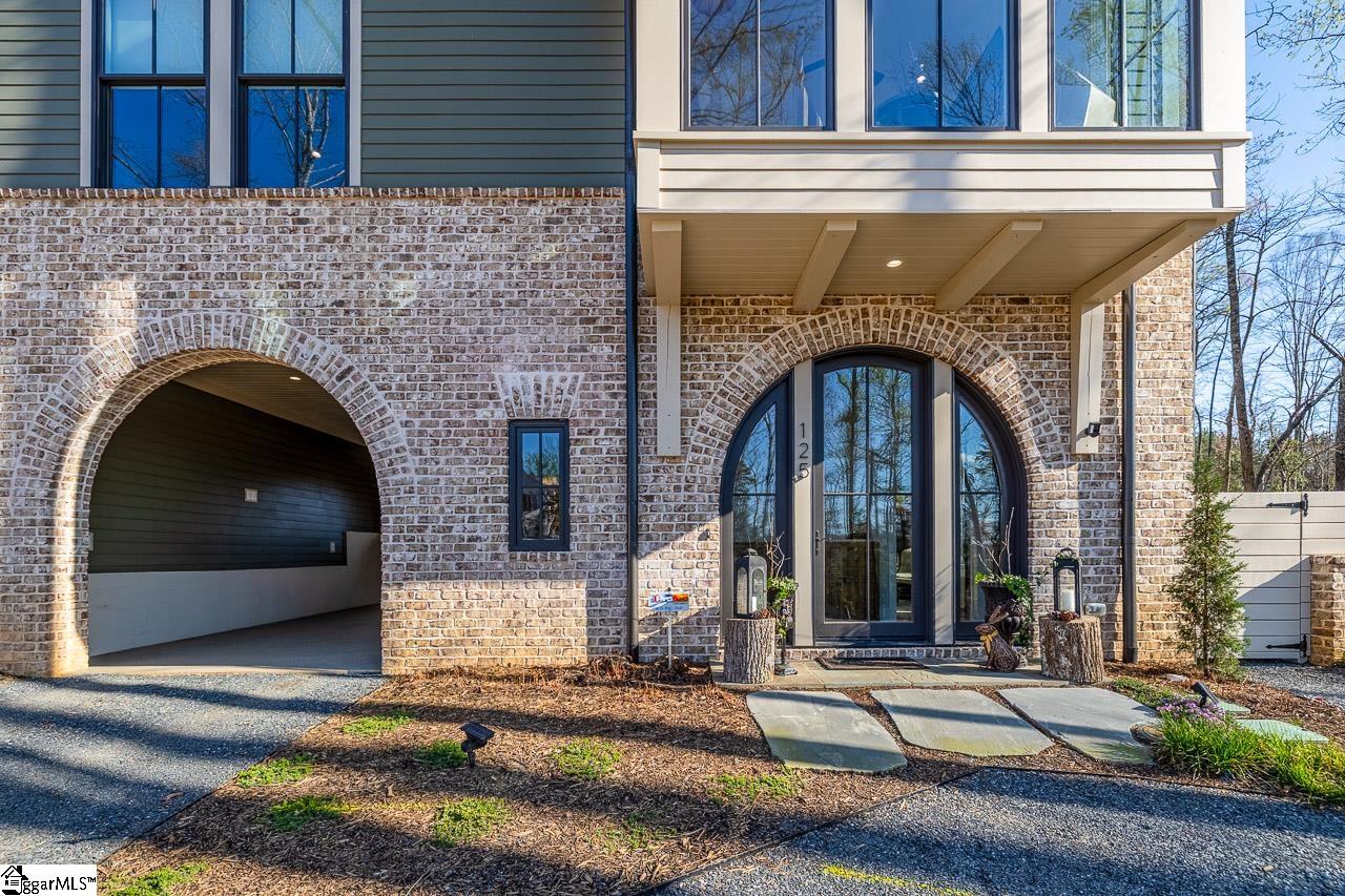 125 Verdure Drive Property Photo 2